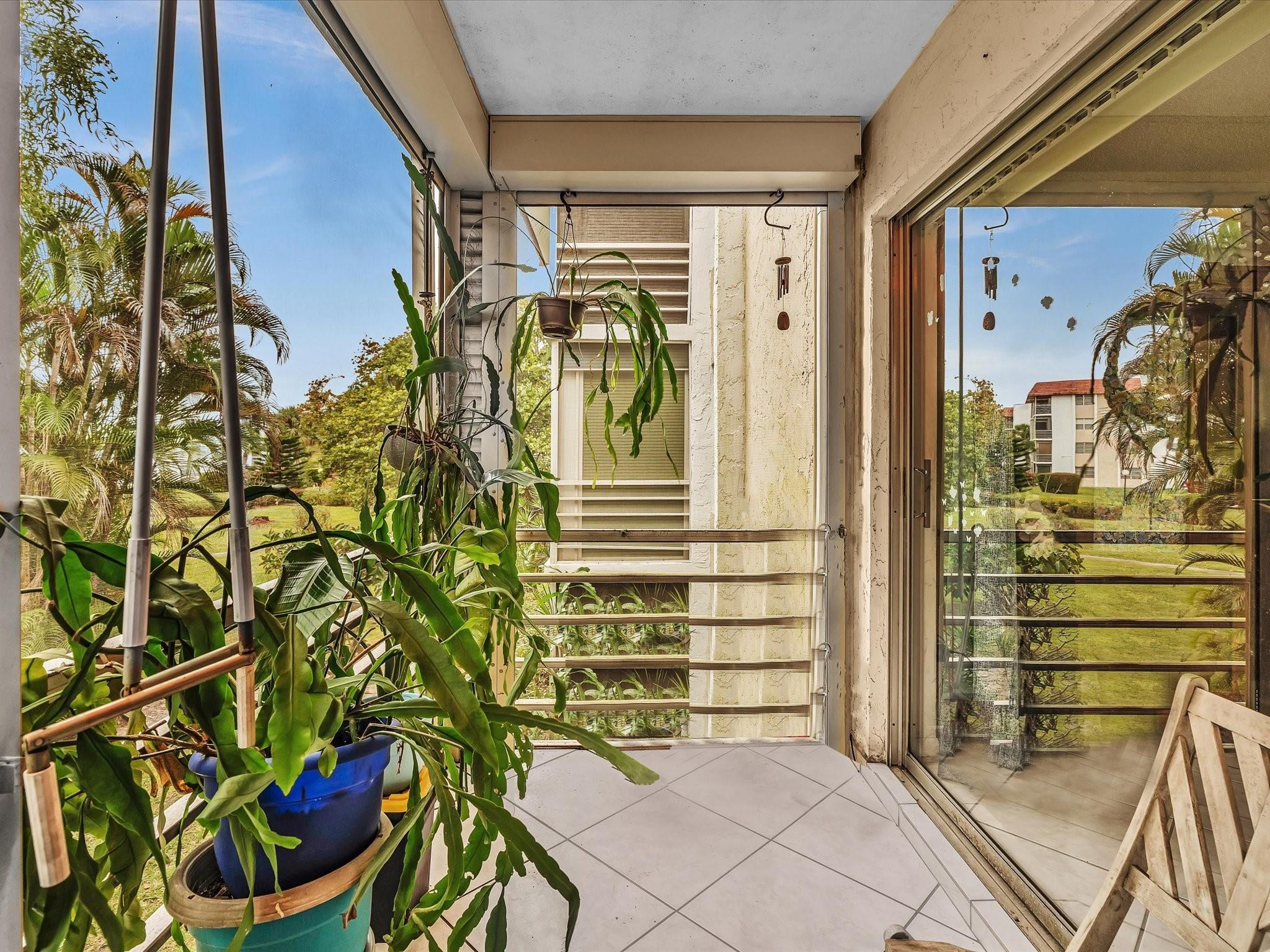 3511 Inverrary Dr K-201