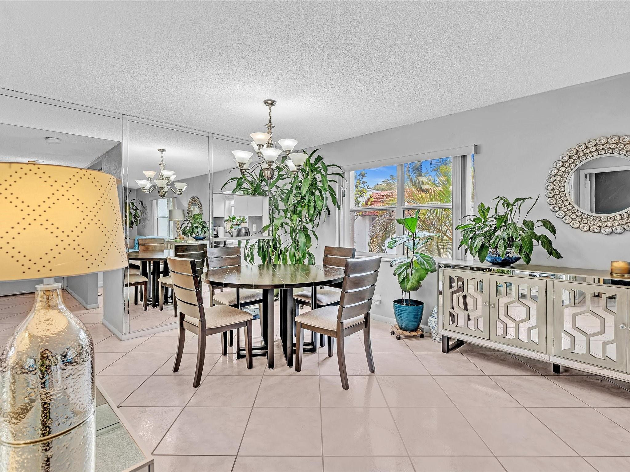 3511 Inverrary Dr K-201