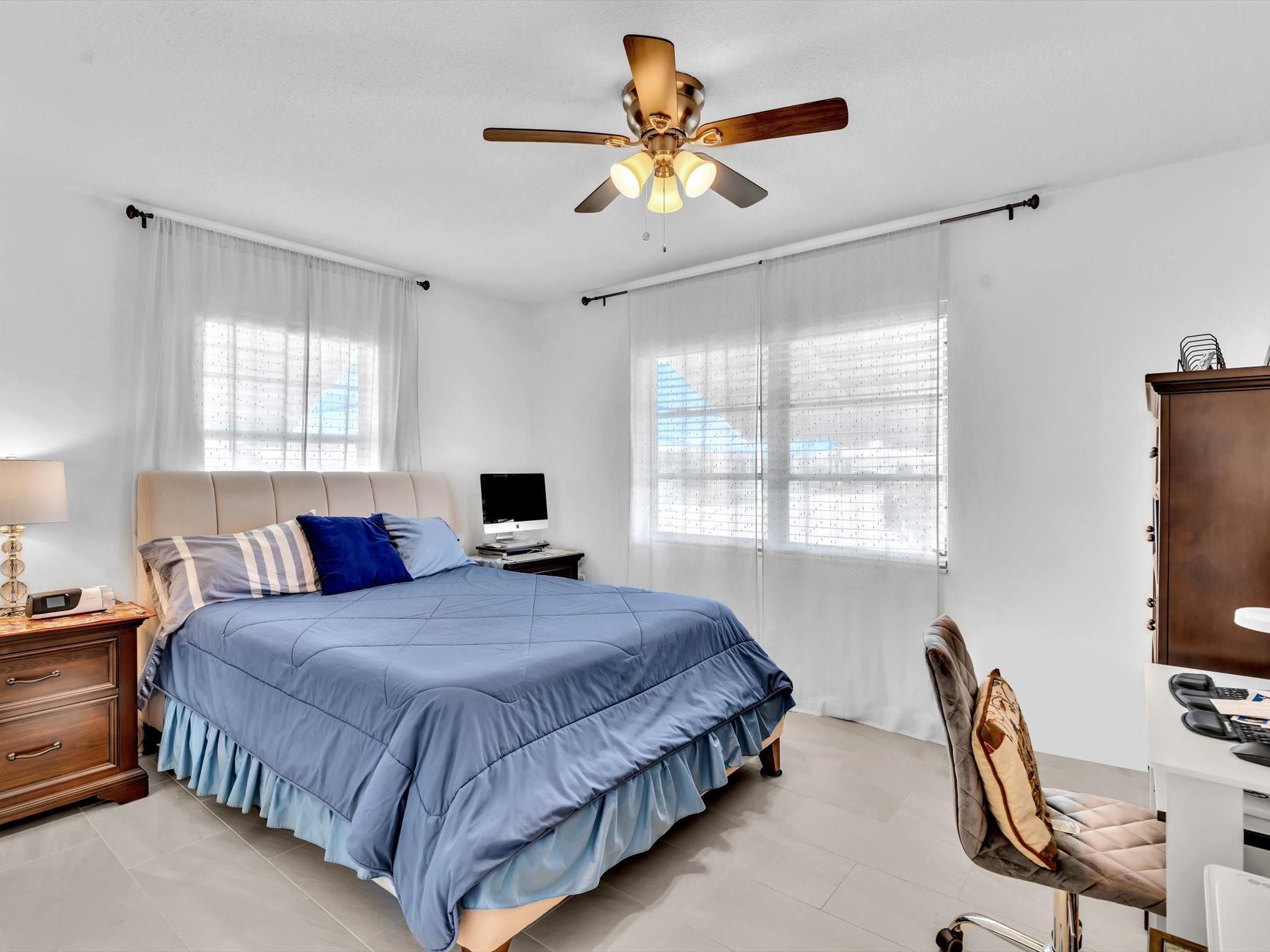 1001 SW 3rd Way