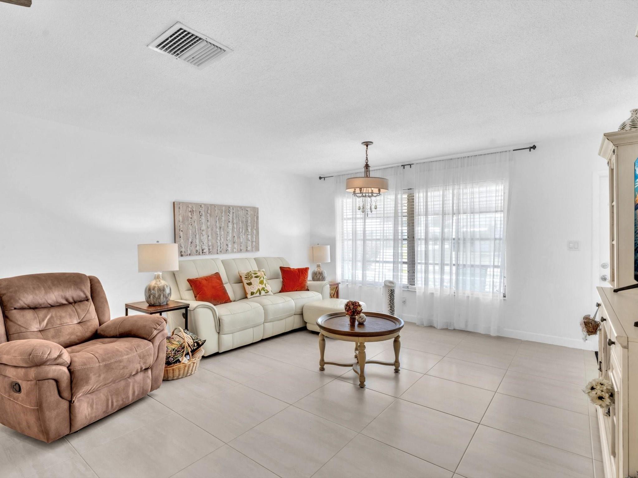 1001 SW 3rd Way
