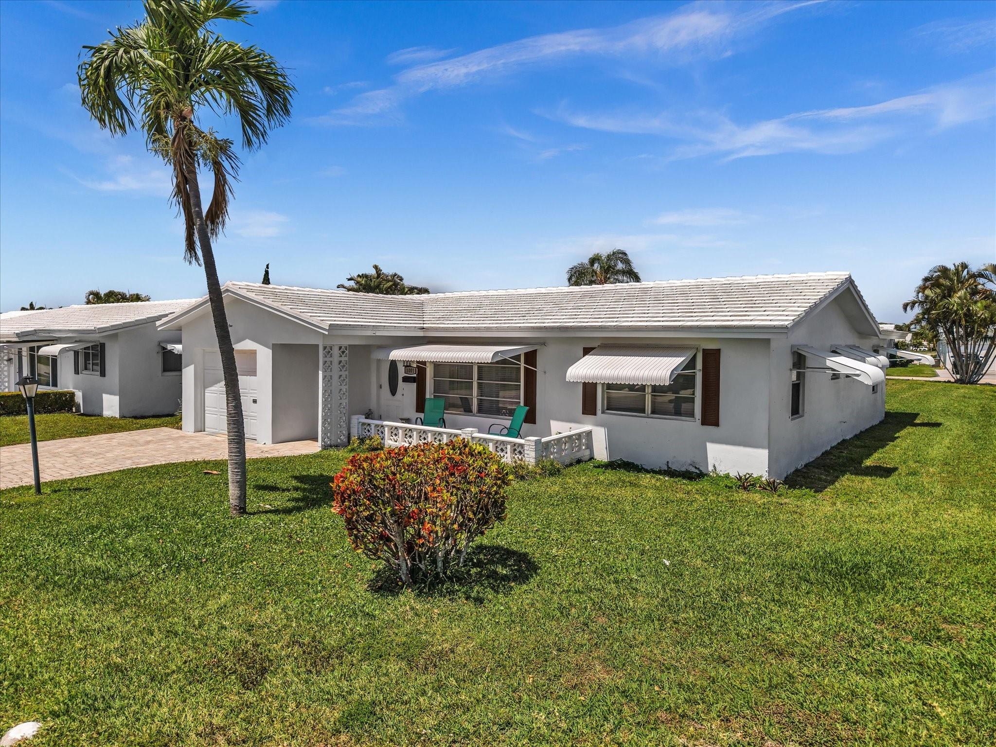 1001 SW 3rd Way