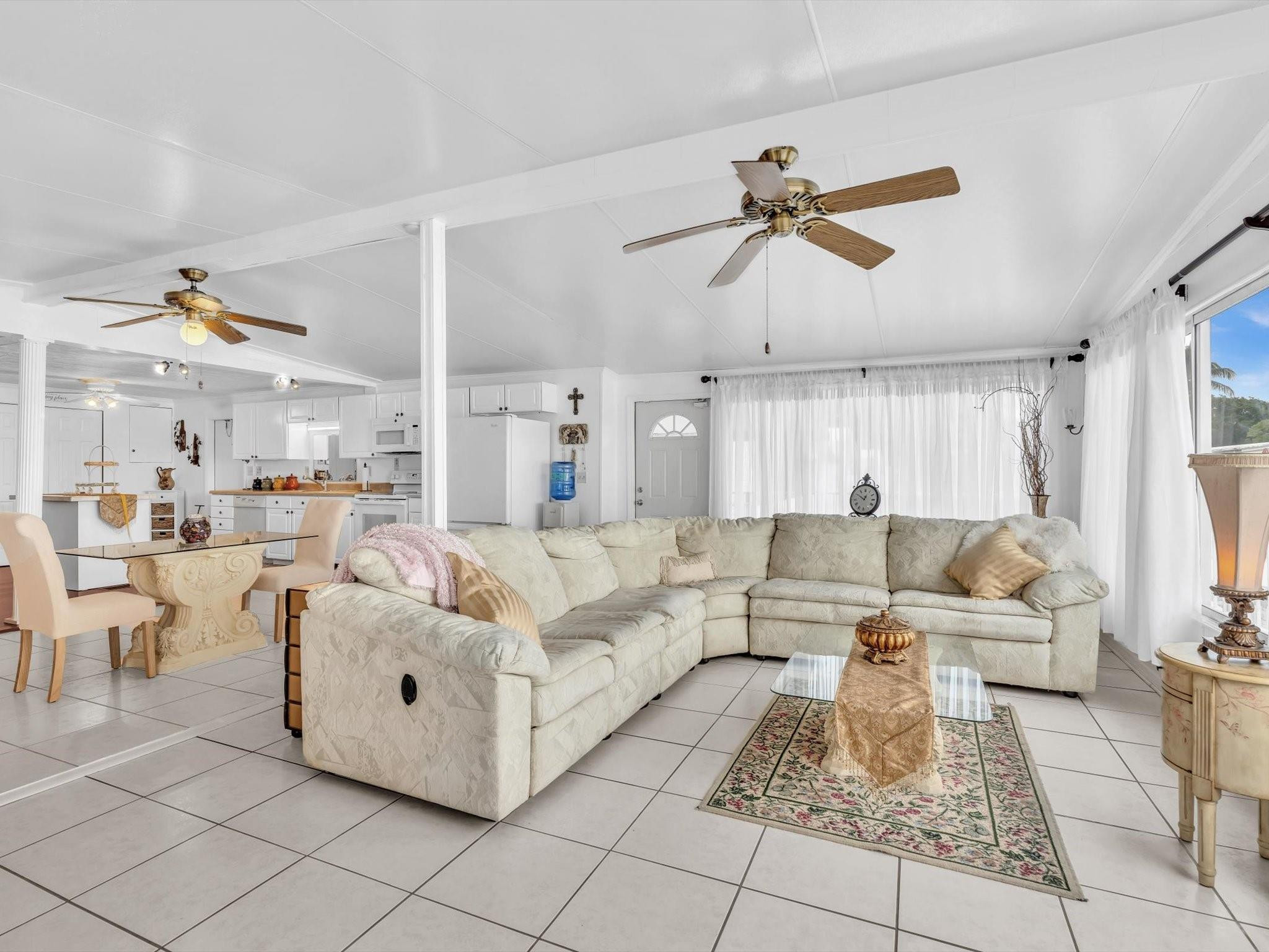 3137 SW 58th Pl