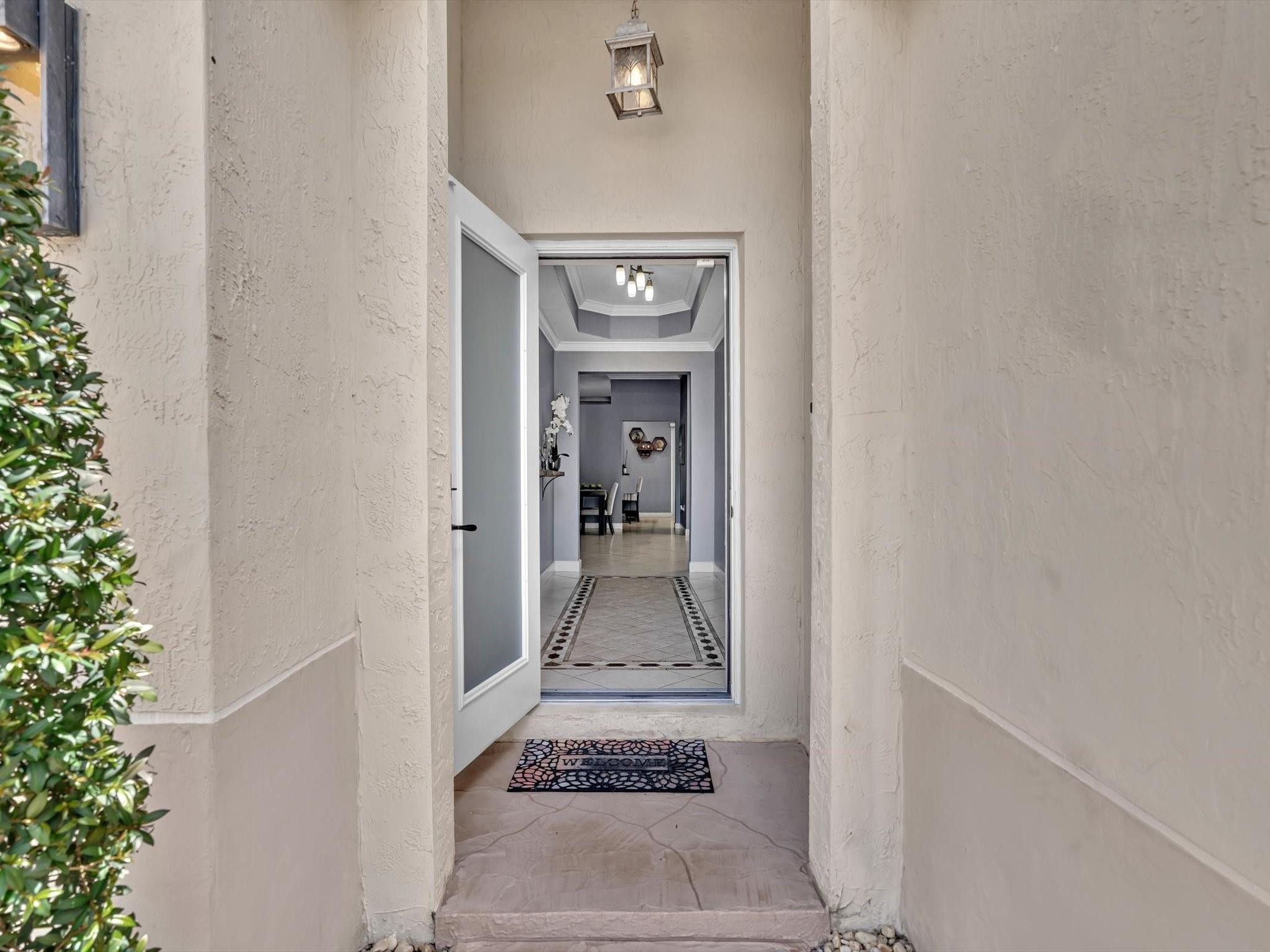 14304 S Royal Cove Cir