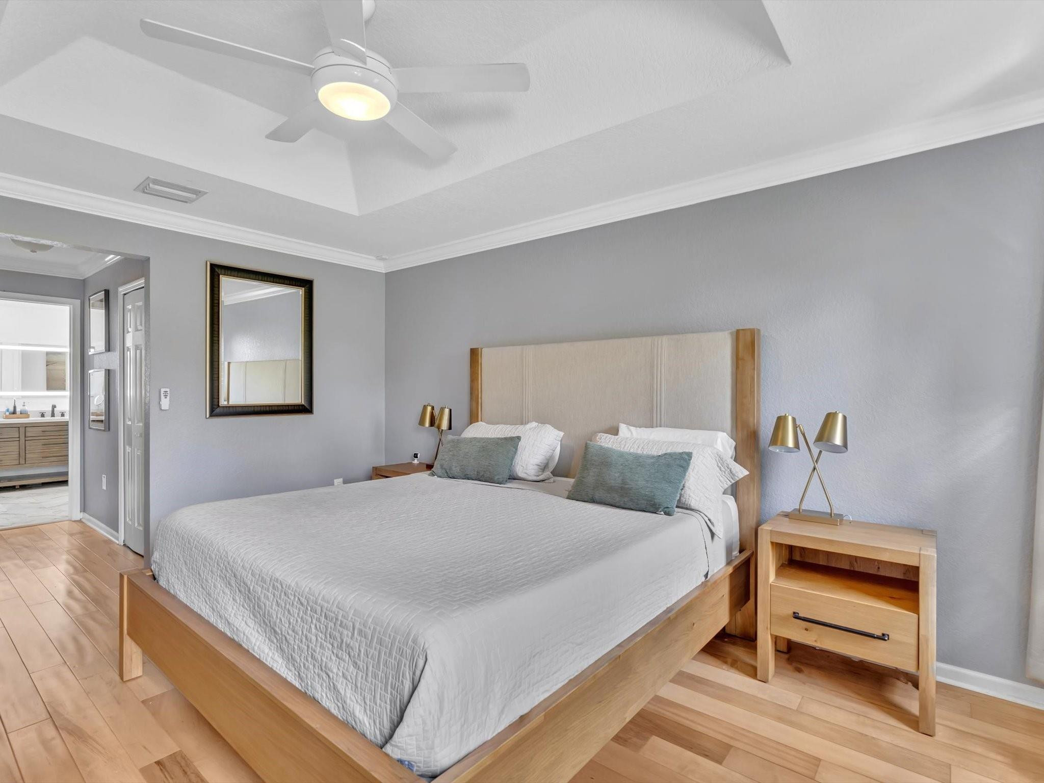 14304 S Royal Cove Cir
