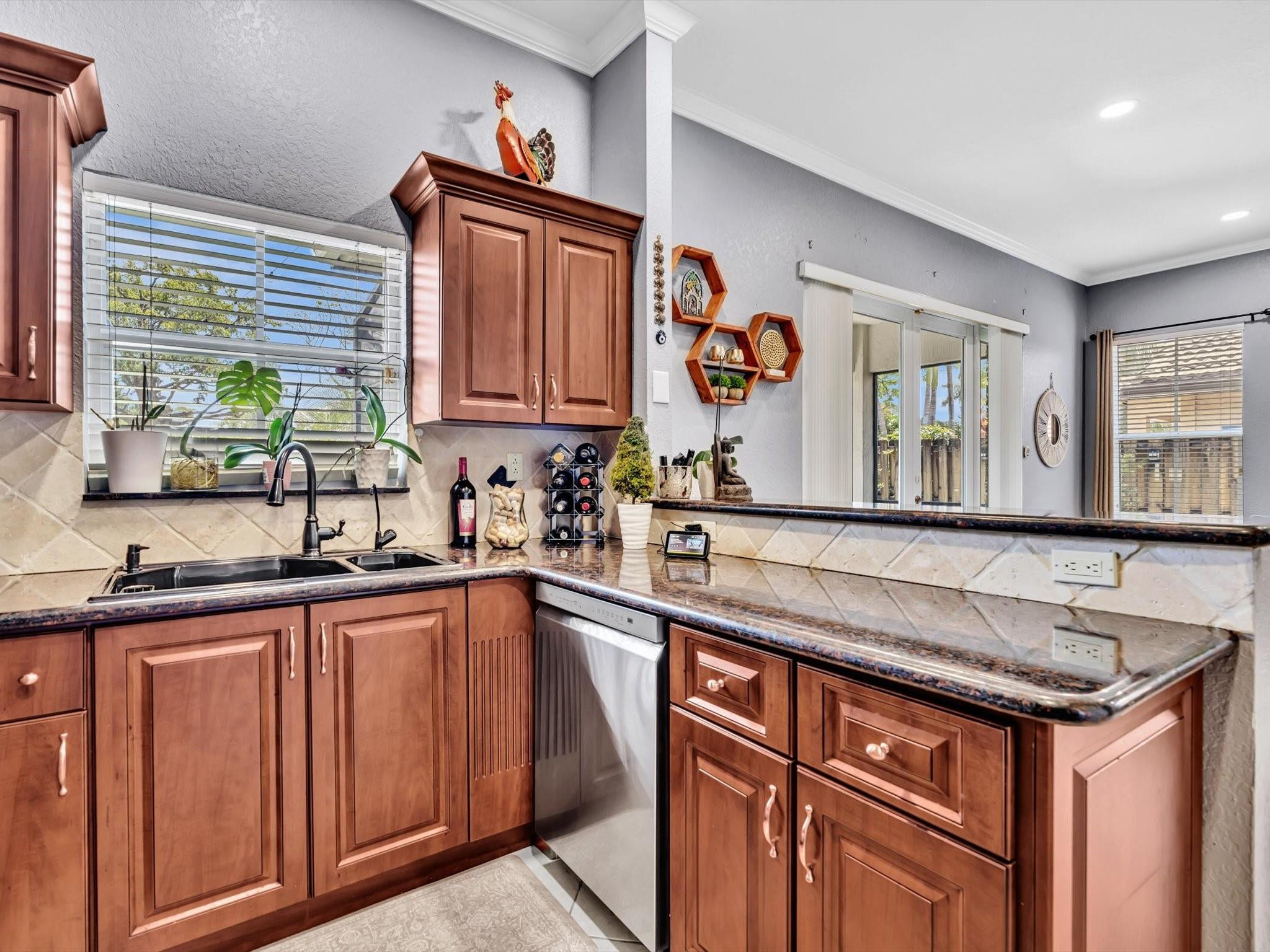 14304 S Royal Cove Cir
