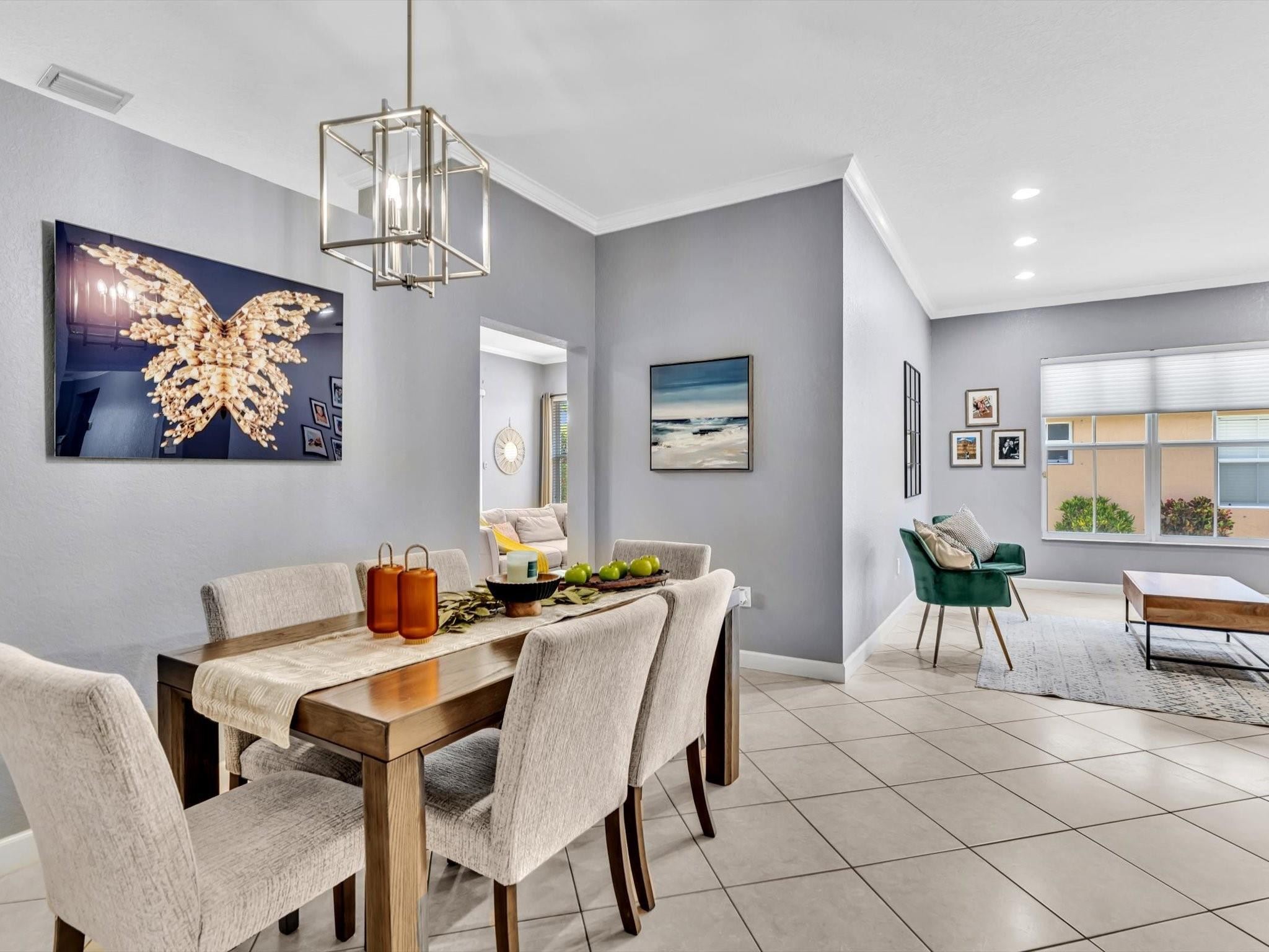 14304 S Royal Cove Cir
