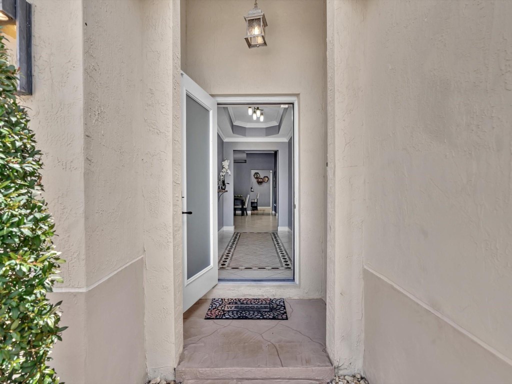 14304 S Royal Cove Cir