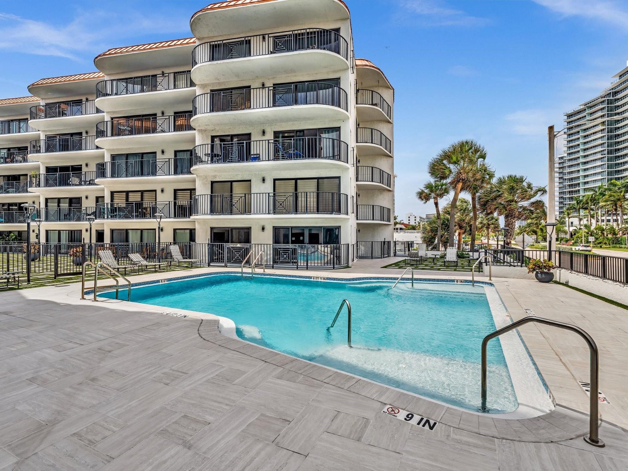 2029 N Ocean Blvd 102