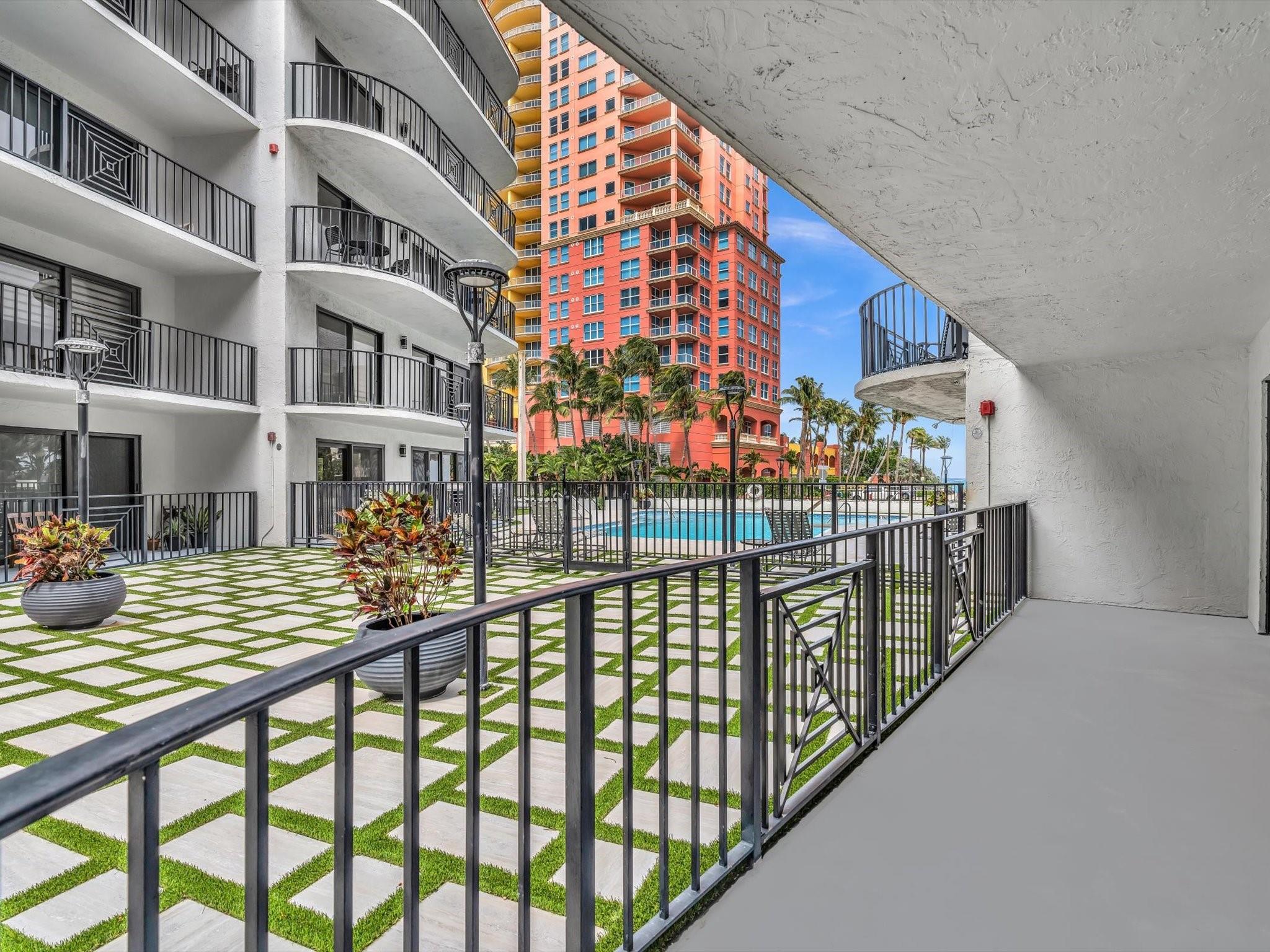 2029 N Ocean Blvd 102