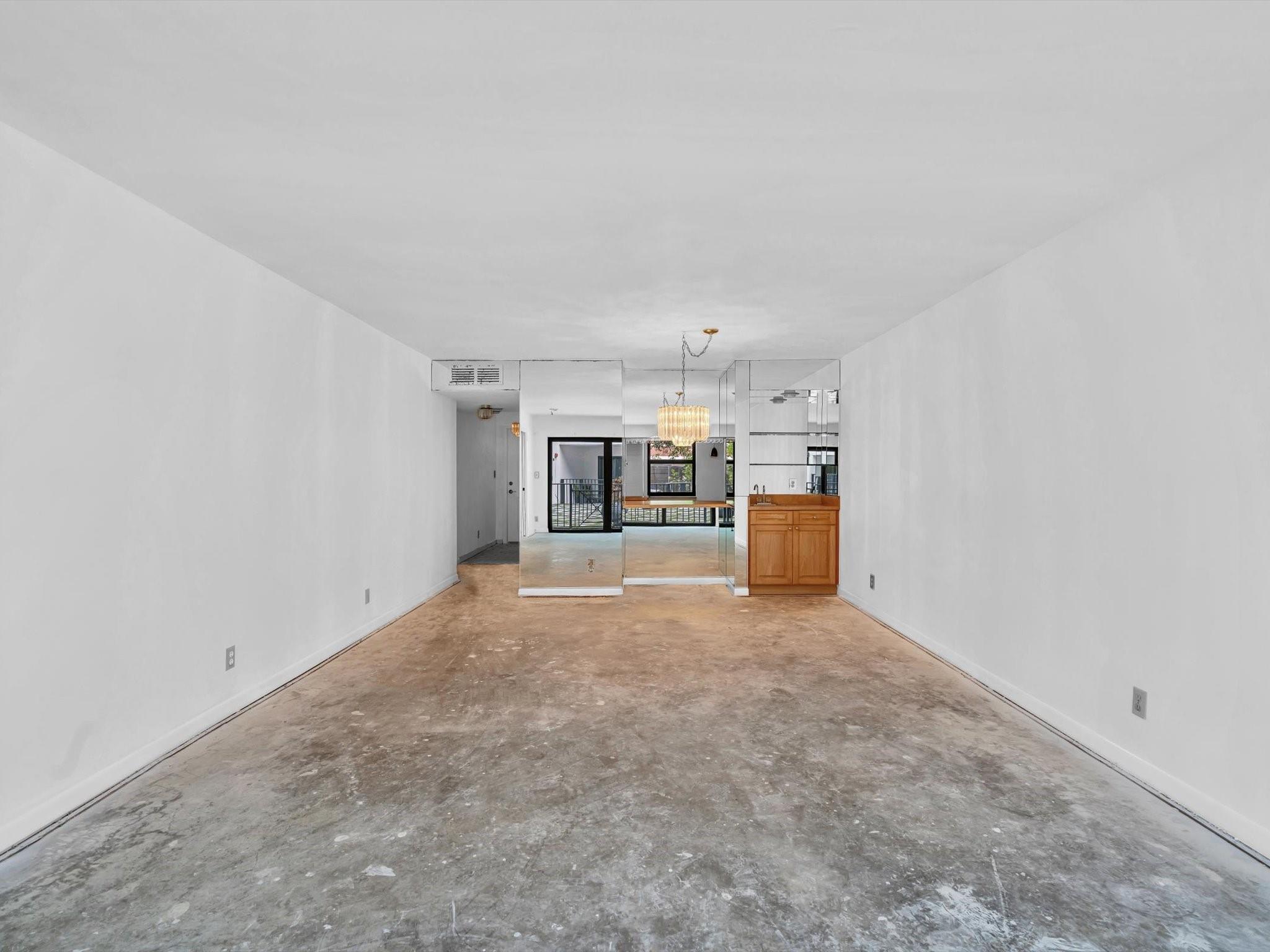 2029 N Ocean Blvd 102