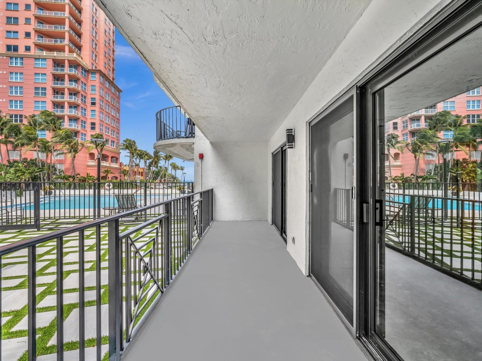 2029 N Ocean Blvd 102