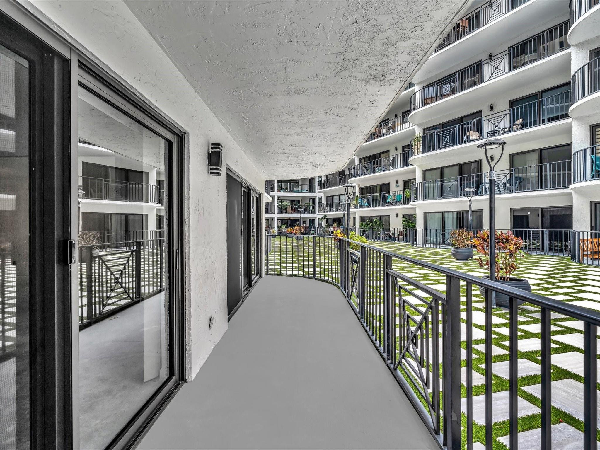 2029 N Ocean Blvd 102