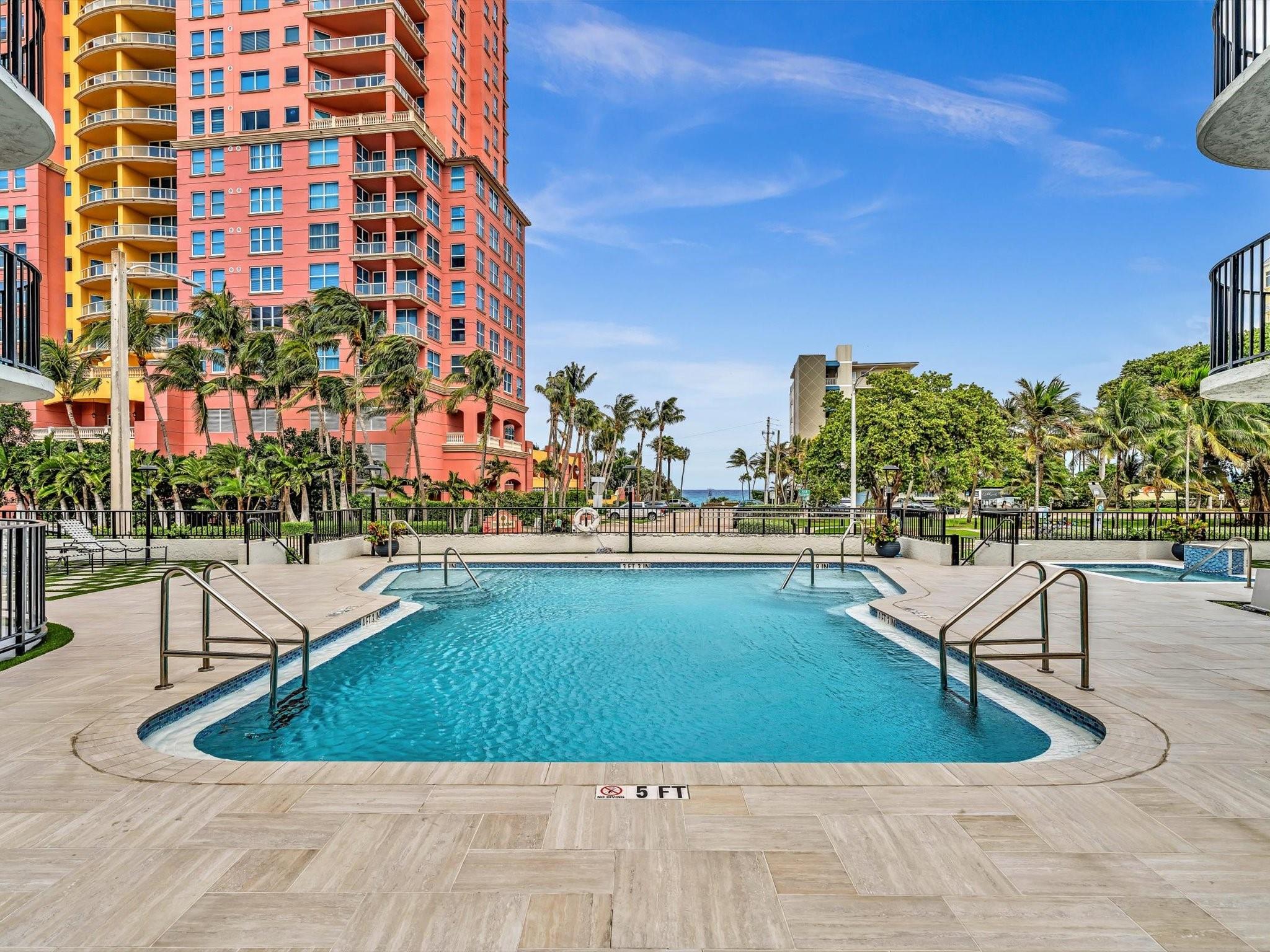 2029 N Ocean Blvd 102