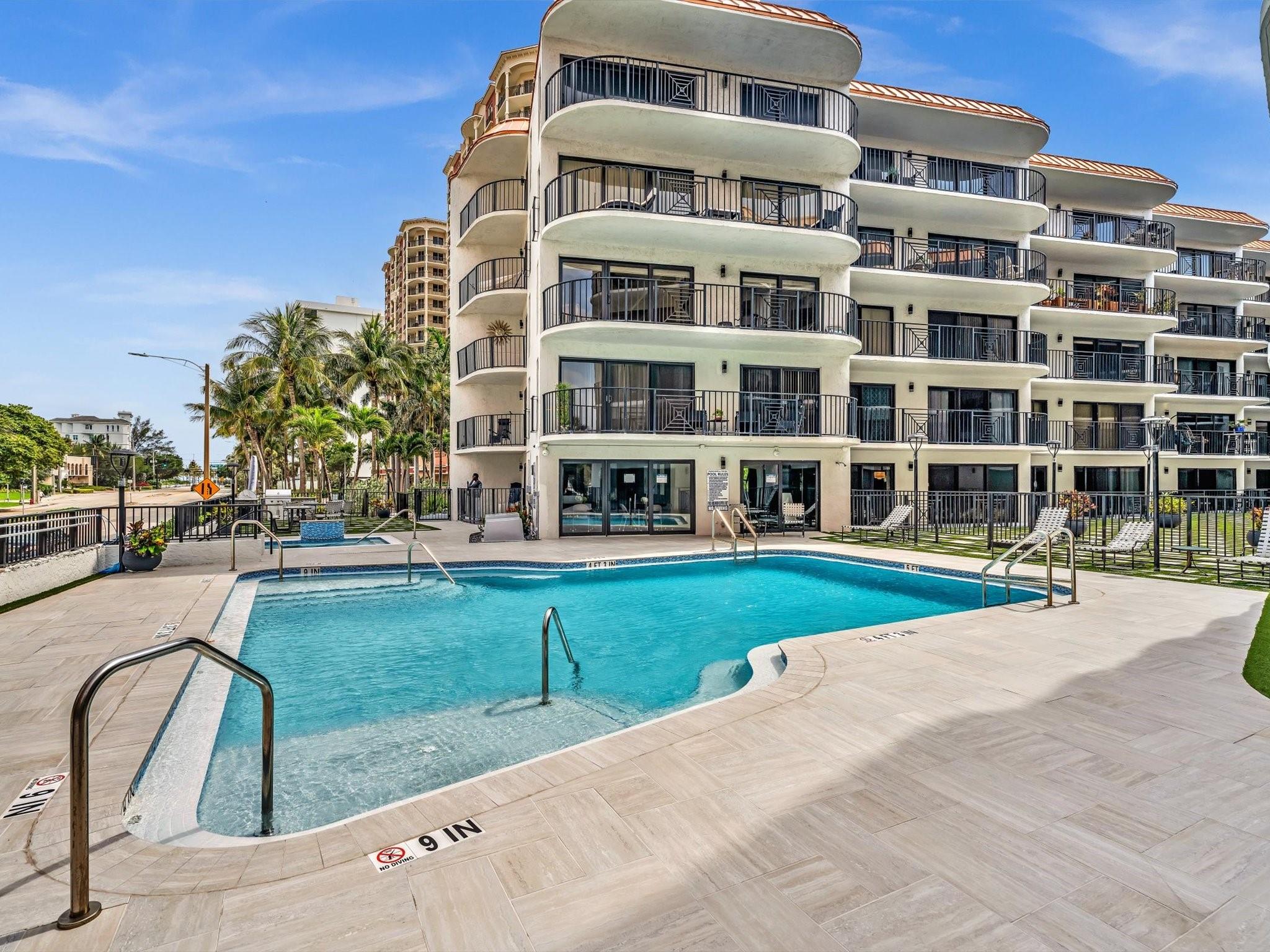 2029 N Ocean Blvd 102