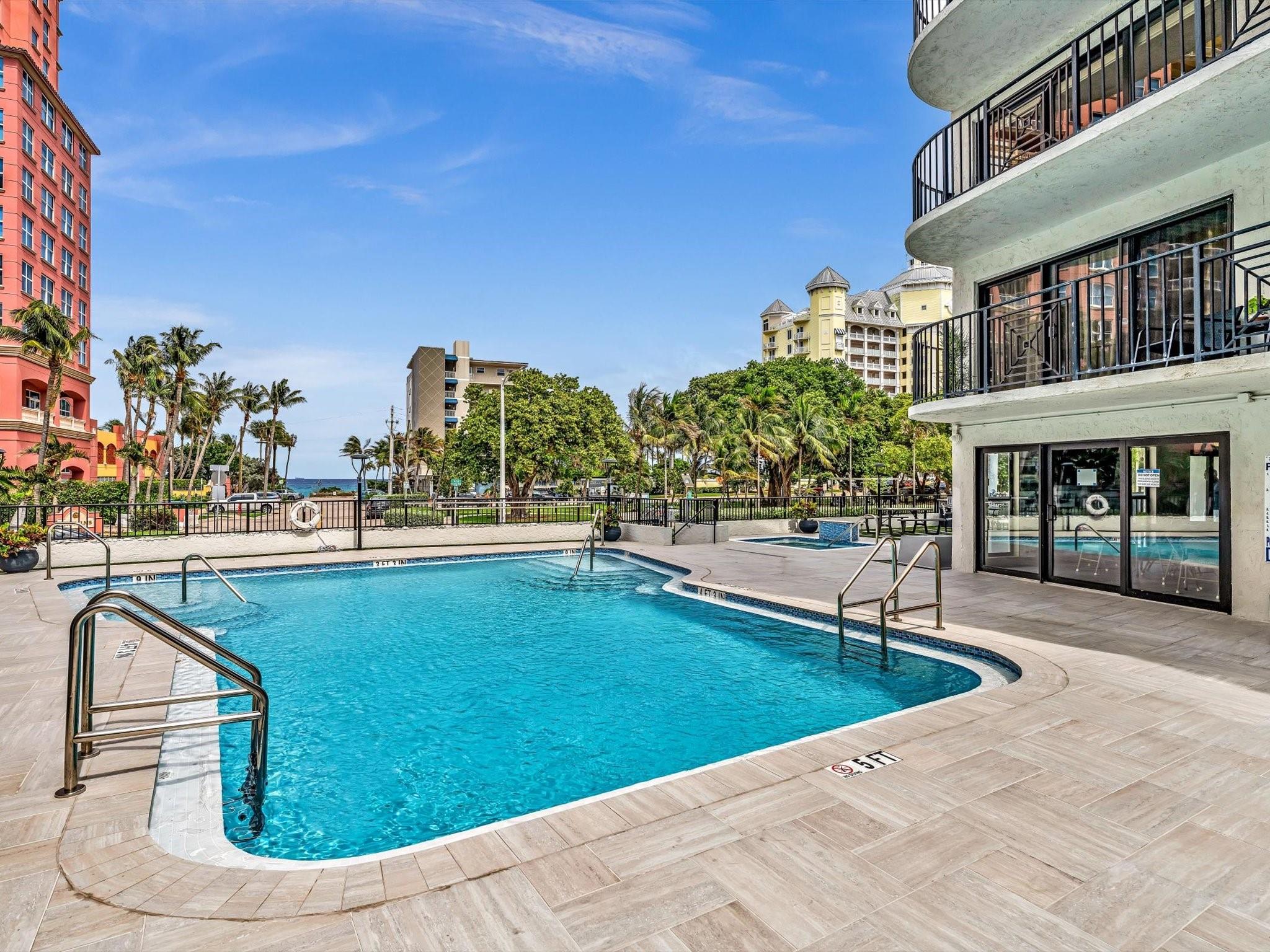 2029 N Ocean Blvd 102