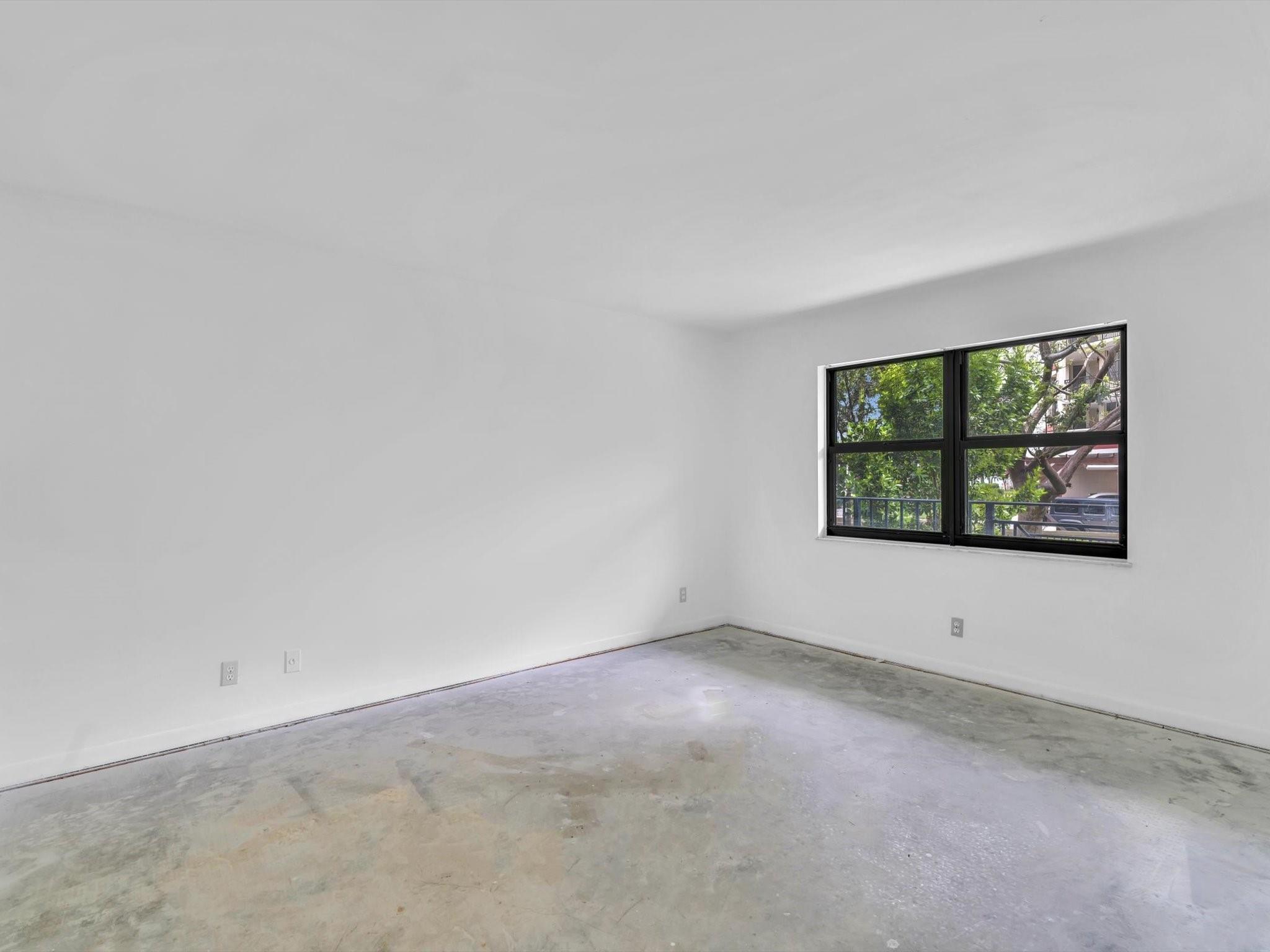 2029 N Ocean Blvd 102