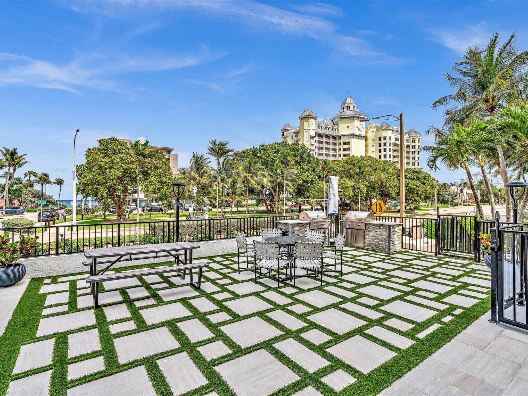 2029 N Ocean Blvd 102