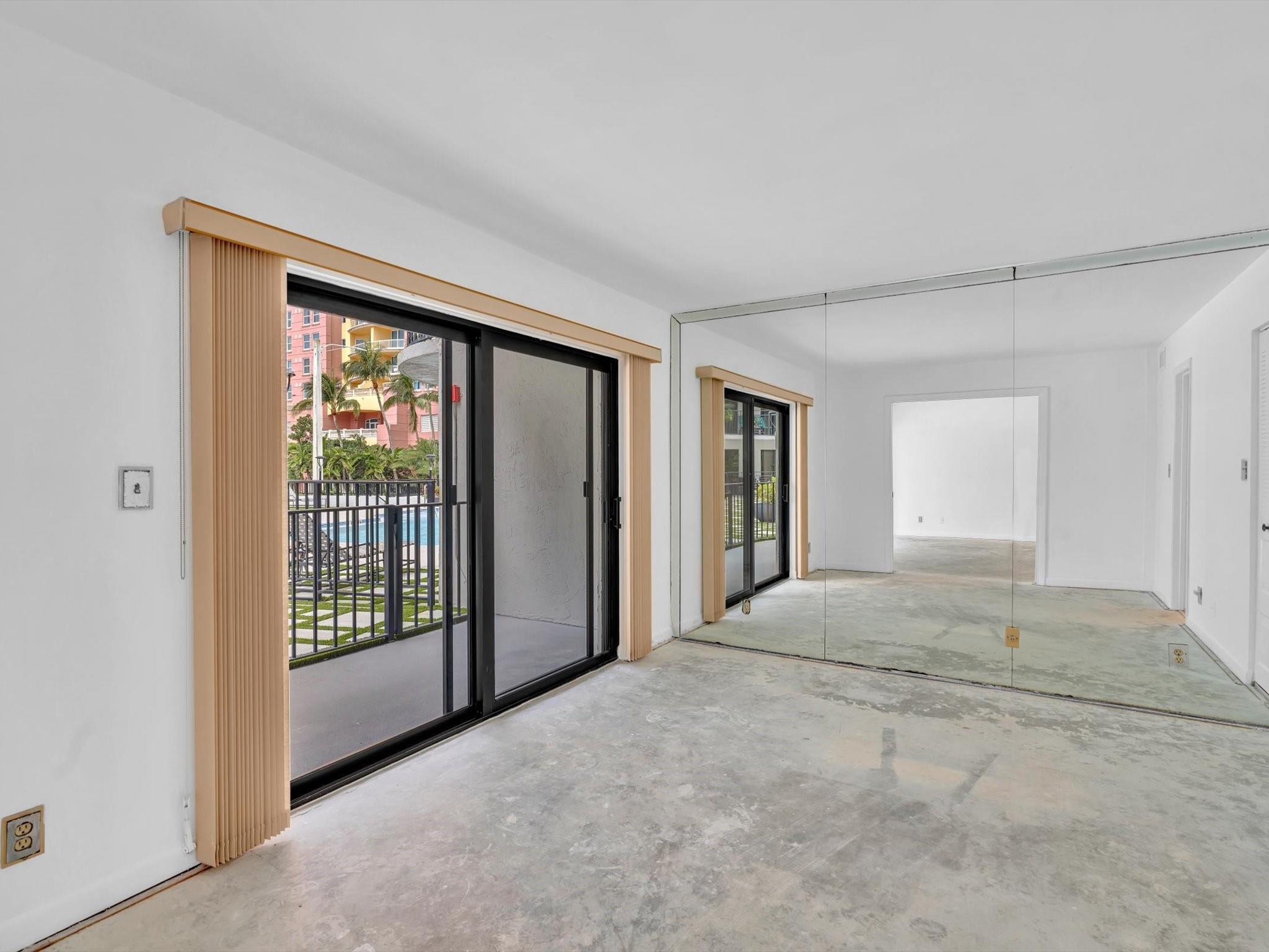 2029 N Ocean Blvd 102