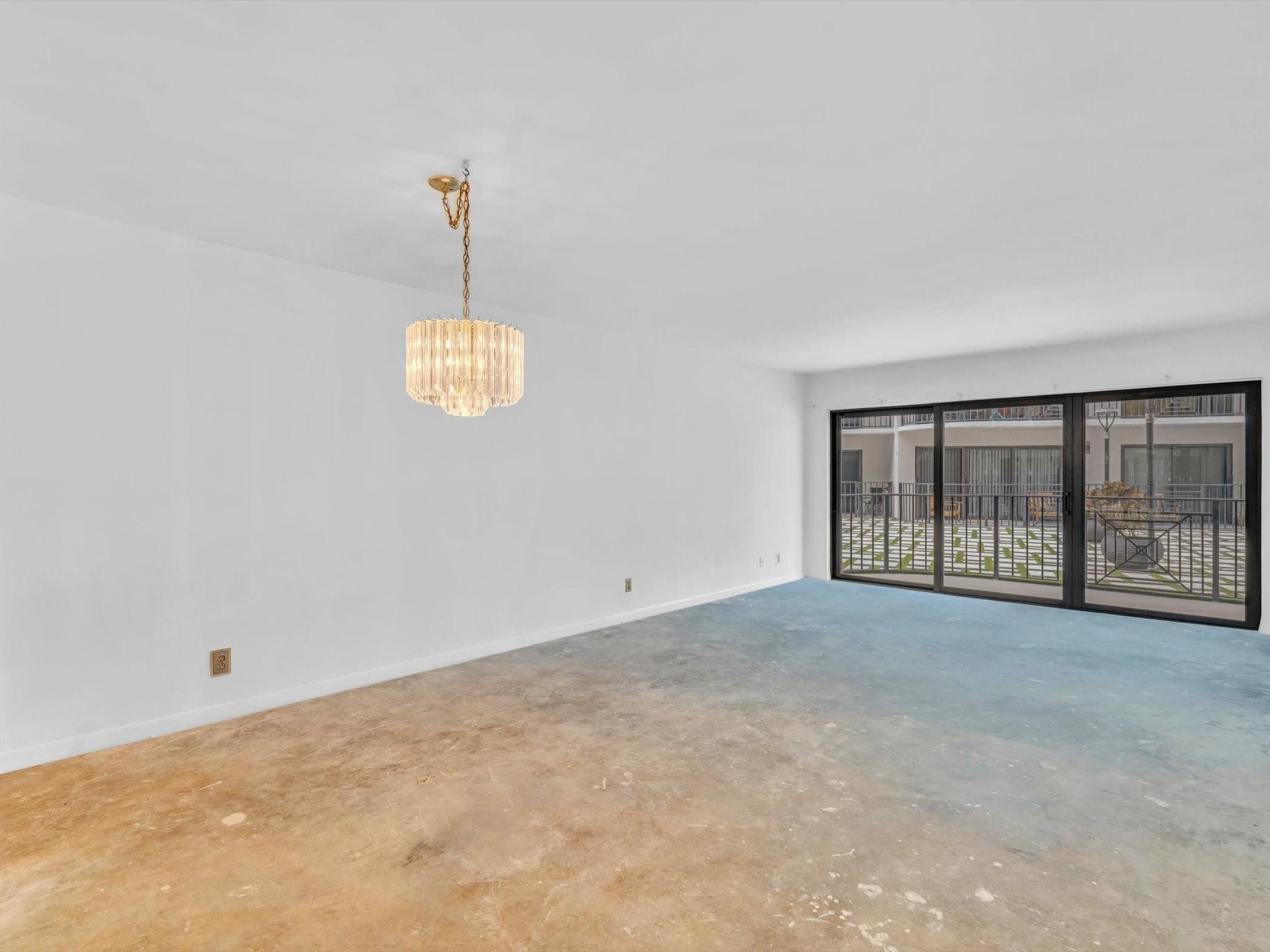 2029 N Ocean Blvd 102
