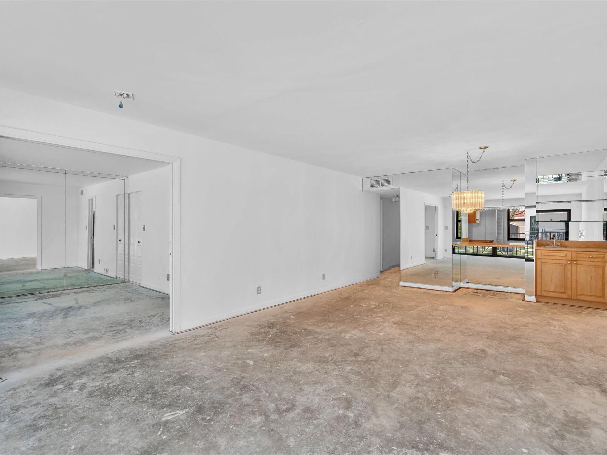 2029 N Ocean Blvd 102