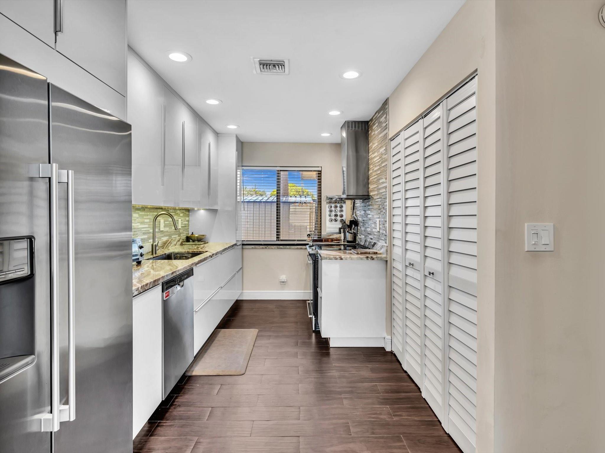 3432 NE 16th Ave
