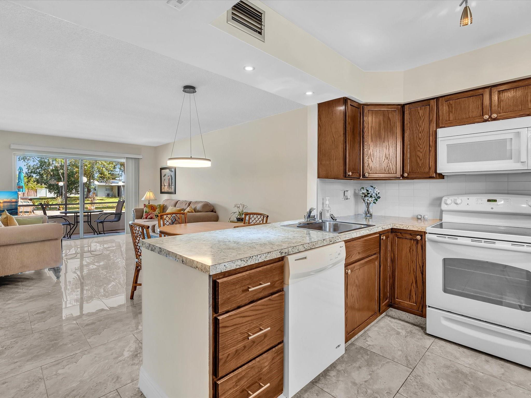 2801 NW 47th Ter 106