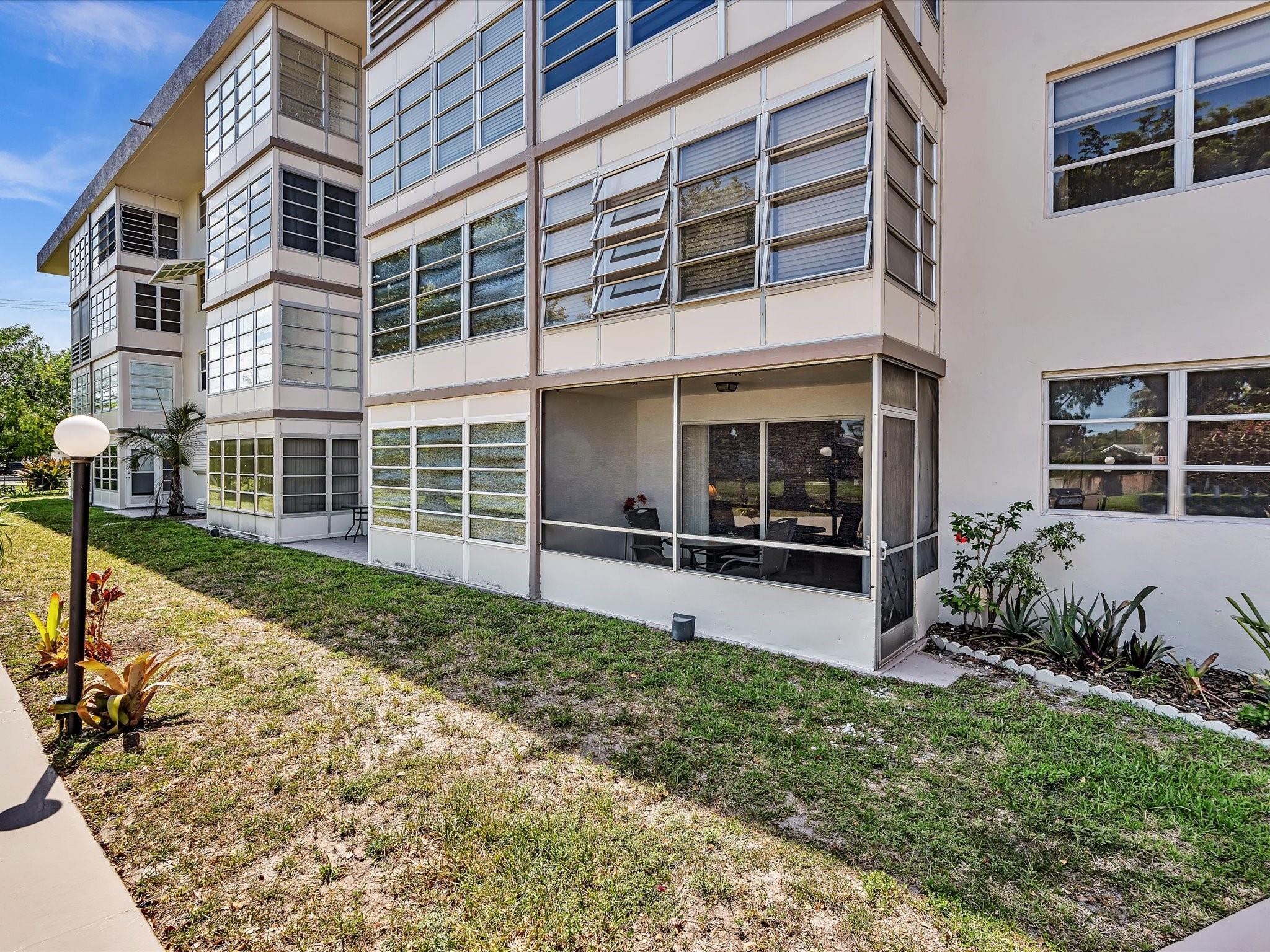 2801 NW 47th Ter 106