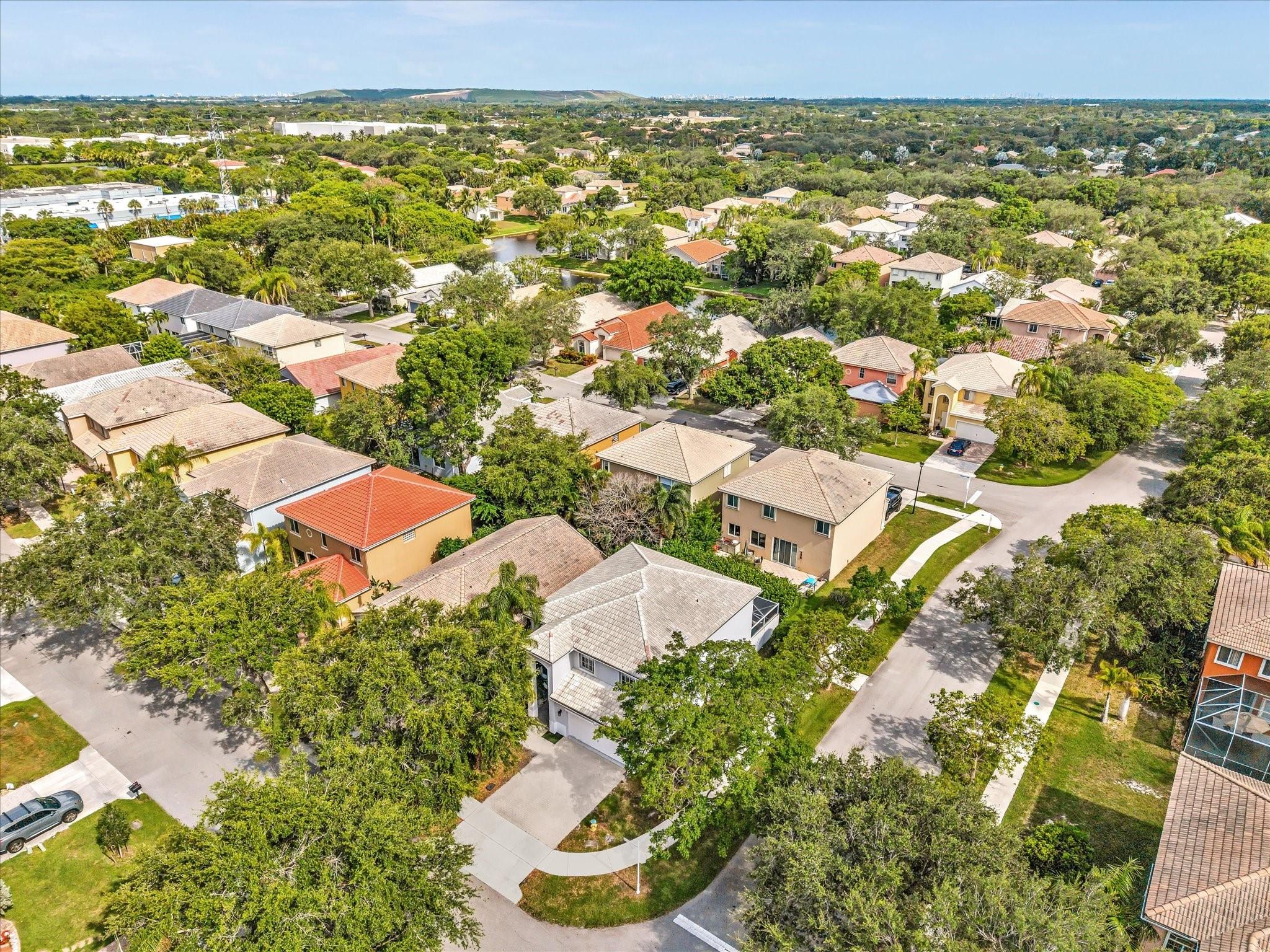 5040 Heron Pl