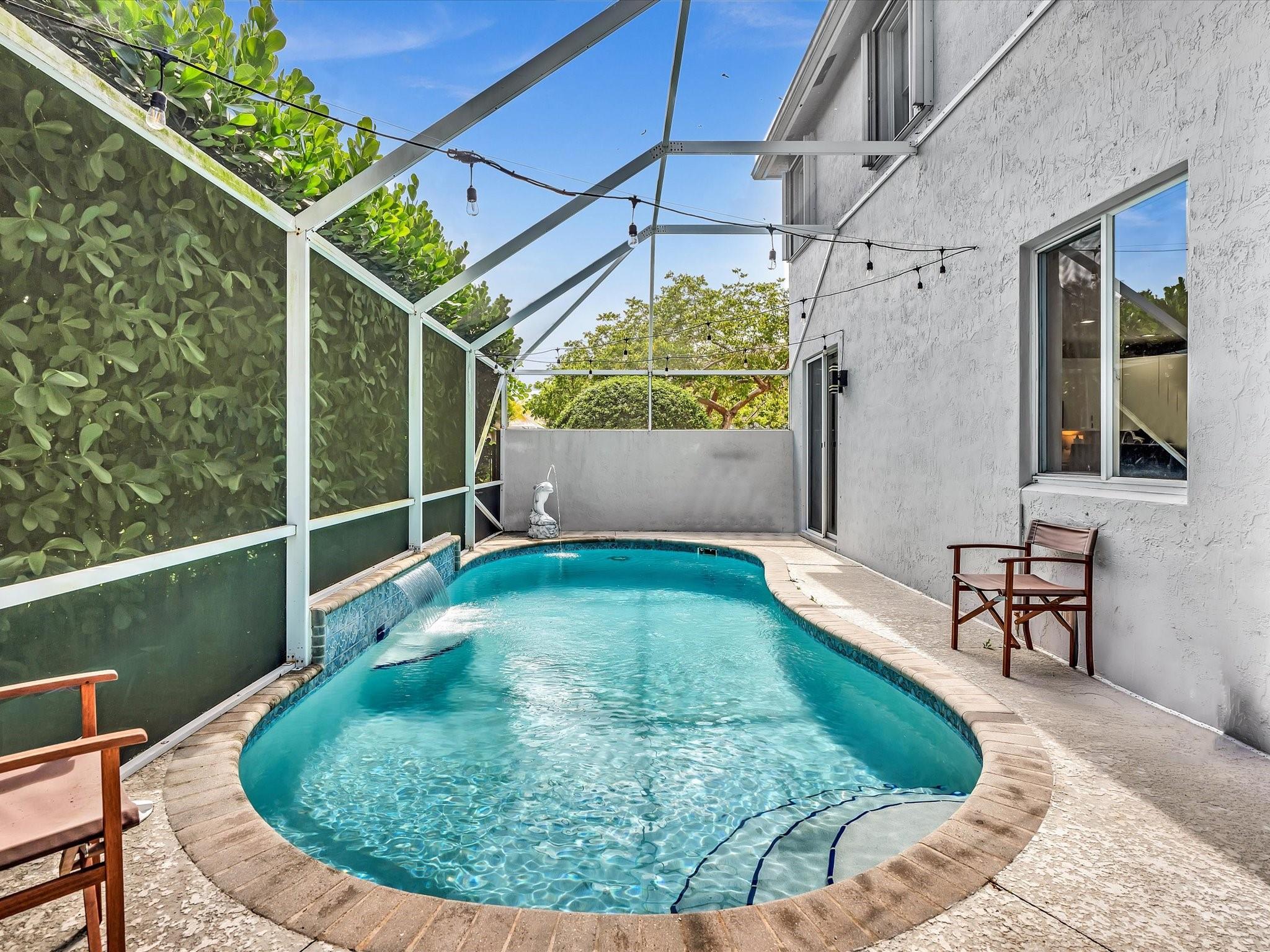 5040 Heron Pl