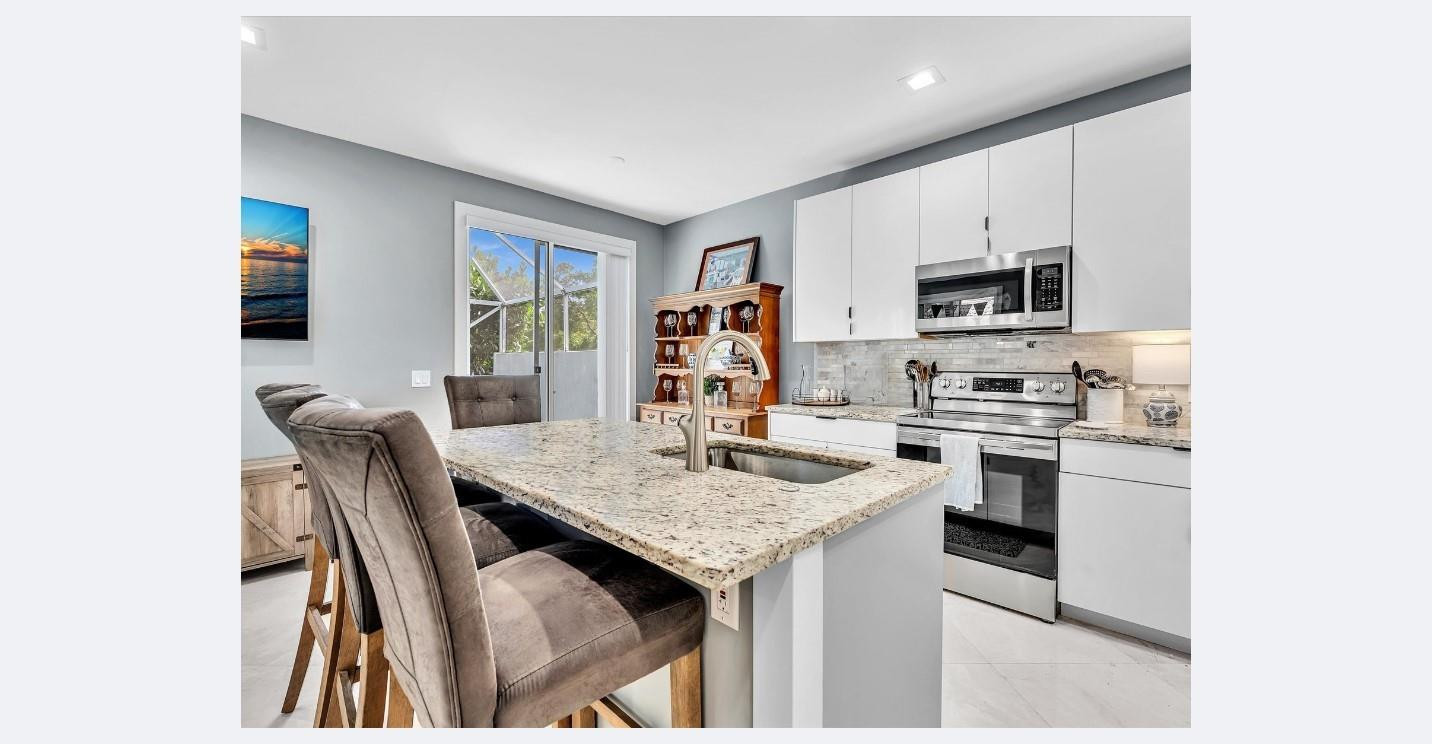 5040 Heron Pl