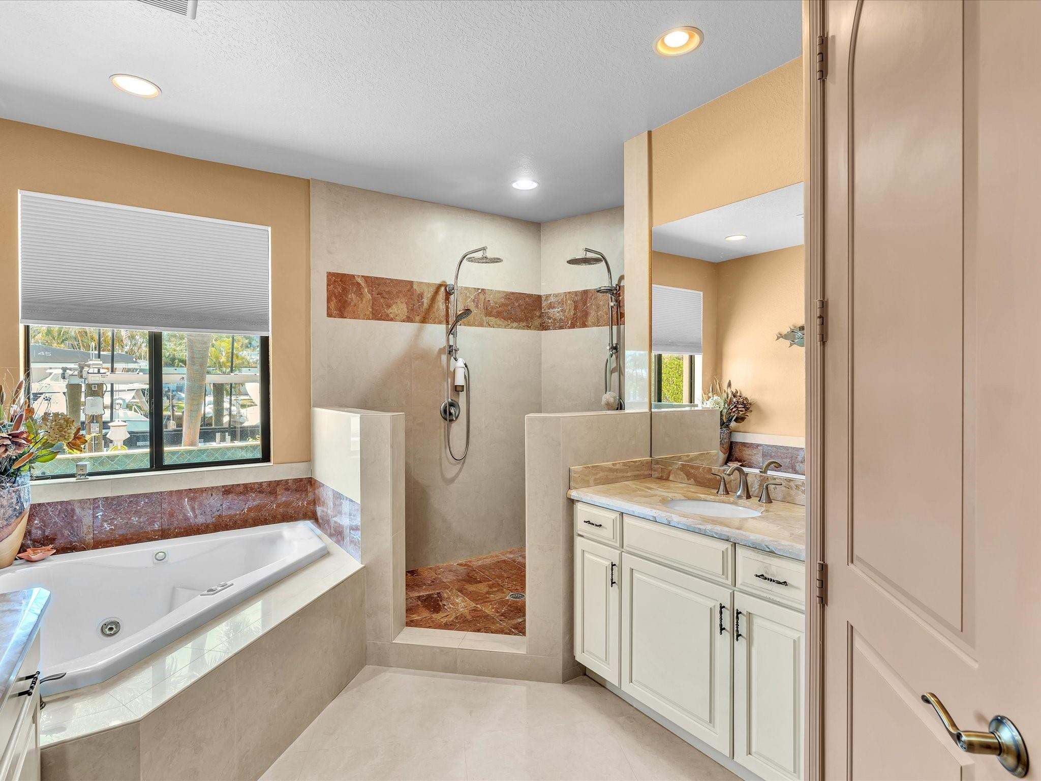 800 SE 22nd Ave