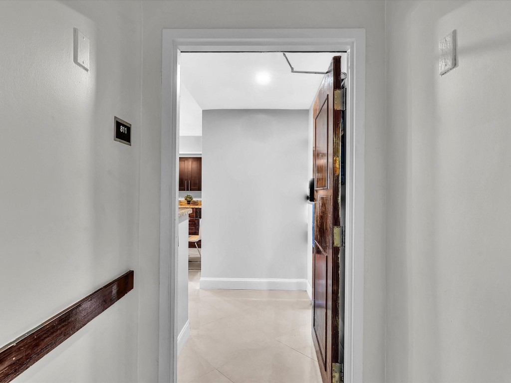 4040 Galt Ocean Dr 811