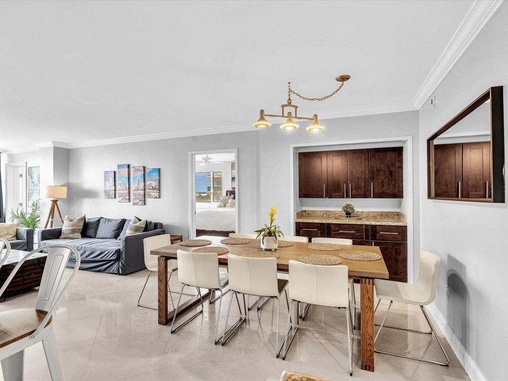 4040 Galt Ocean Dr 811