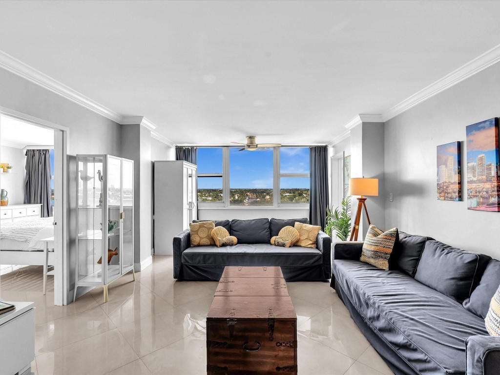 4040 Galt Ocean Dr 811