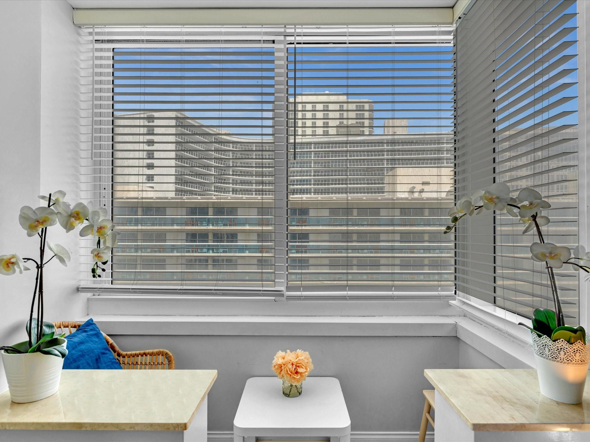 4040 Galt Ocean Dr 811