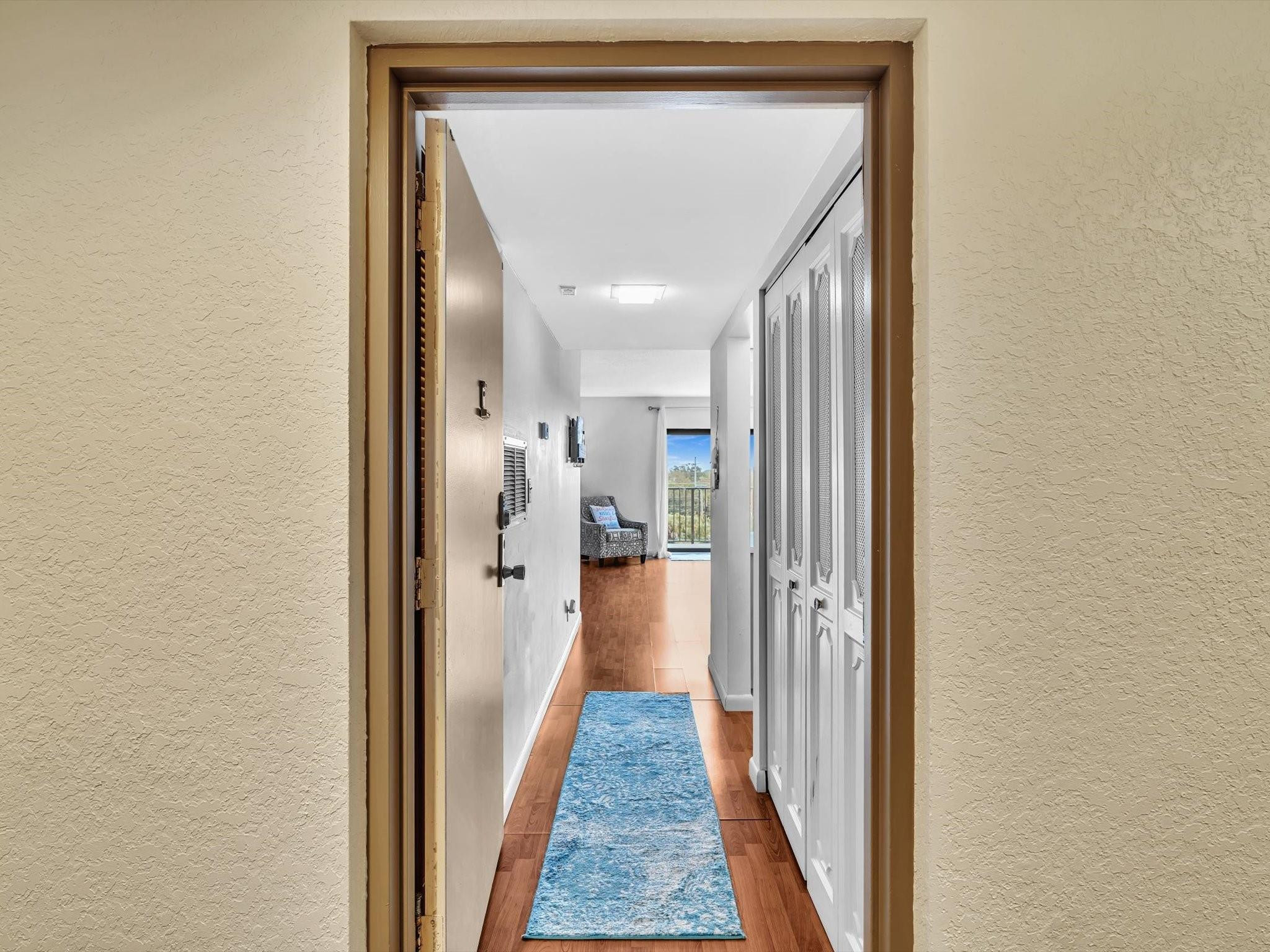 900 River Reach Dr 525