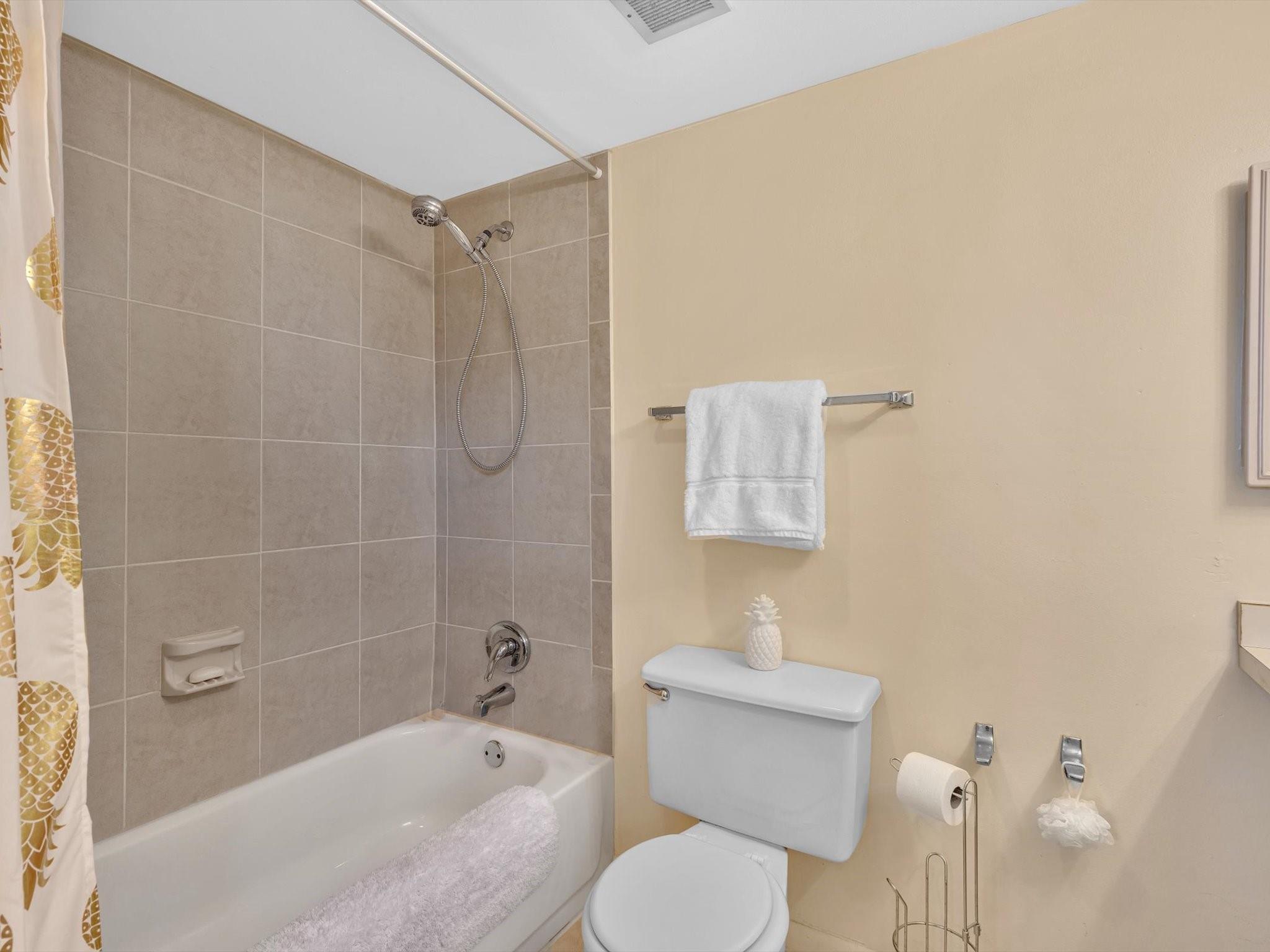 900 River Reach Dr 525