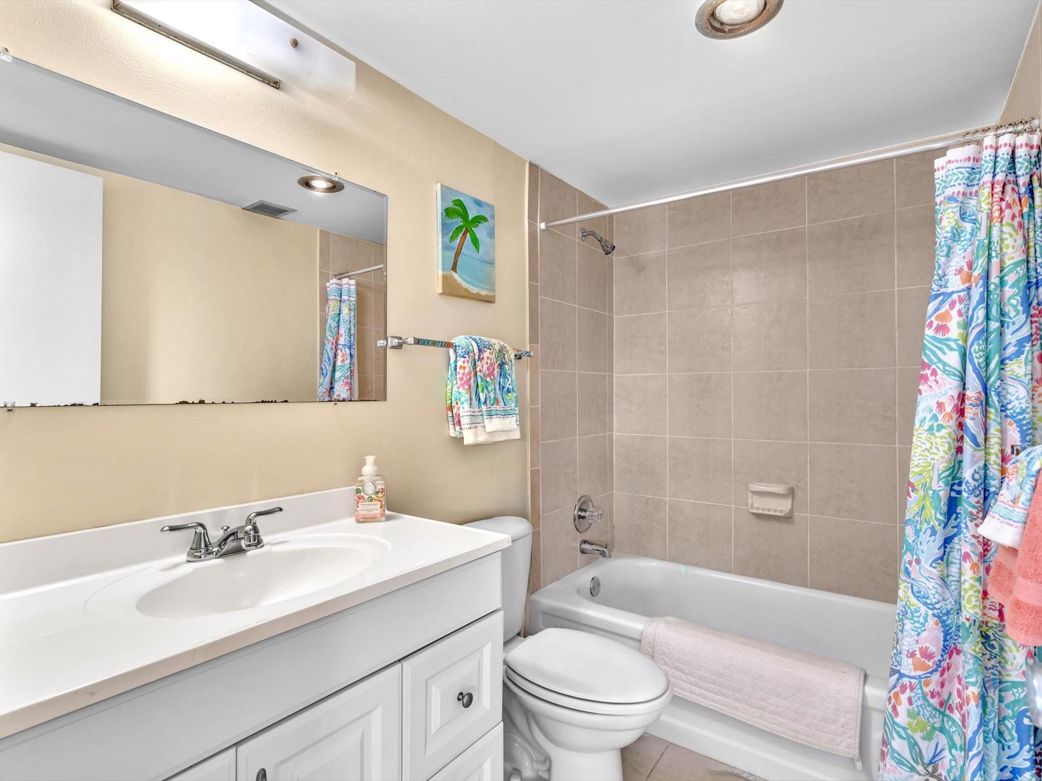 900 River Reach Dr 525