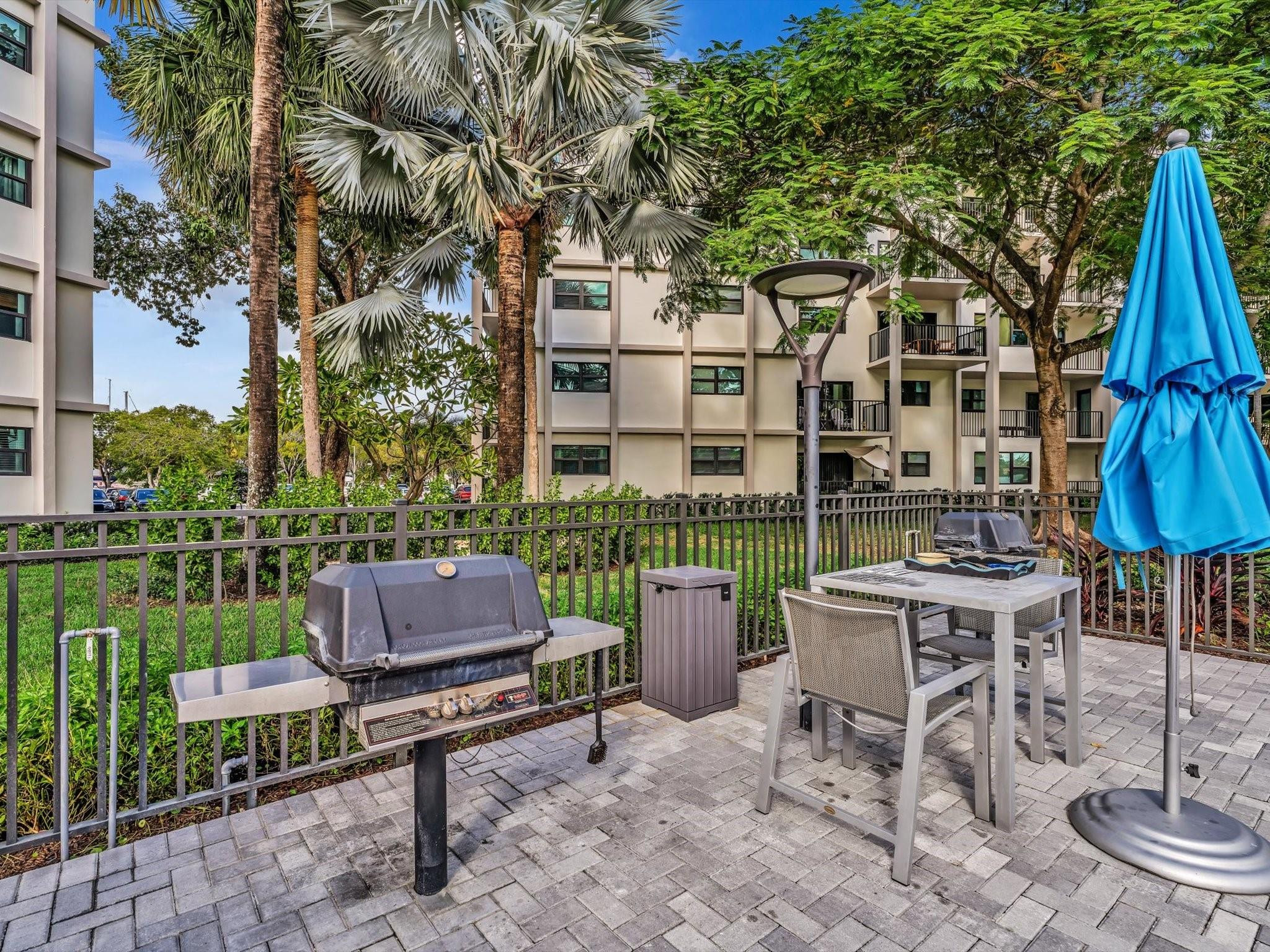 900 River Reach Dr 525