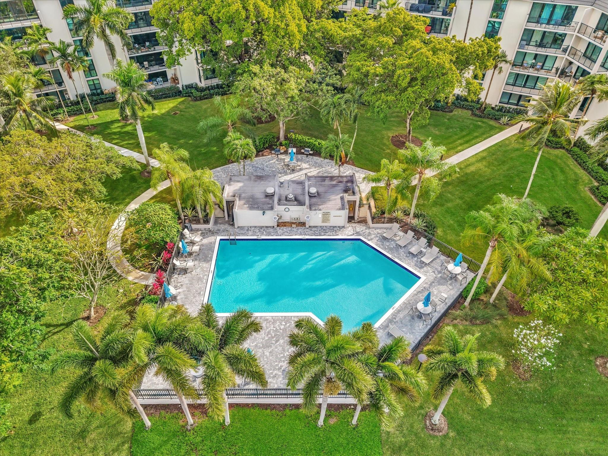 900 River Reach Dr 525