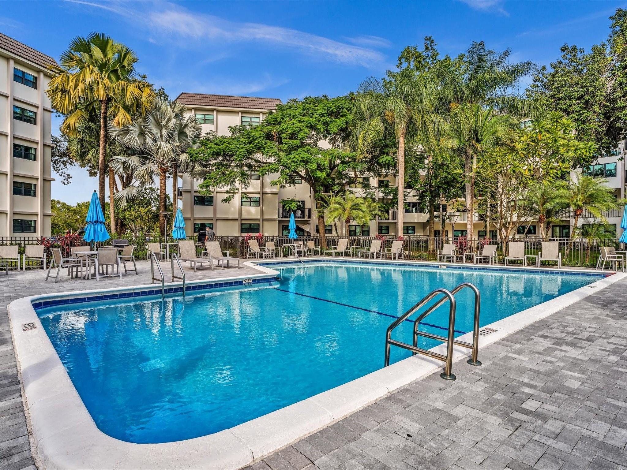 900 River Reach Dr 525