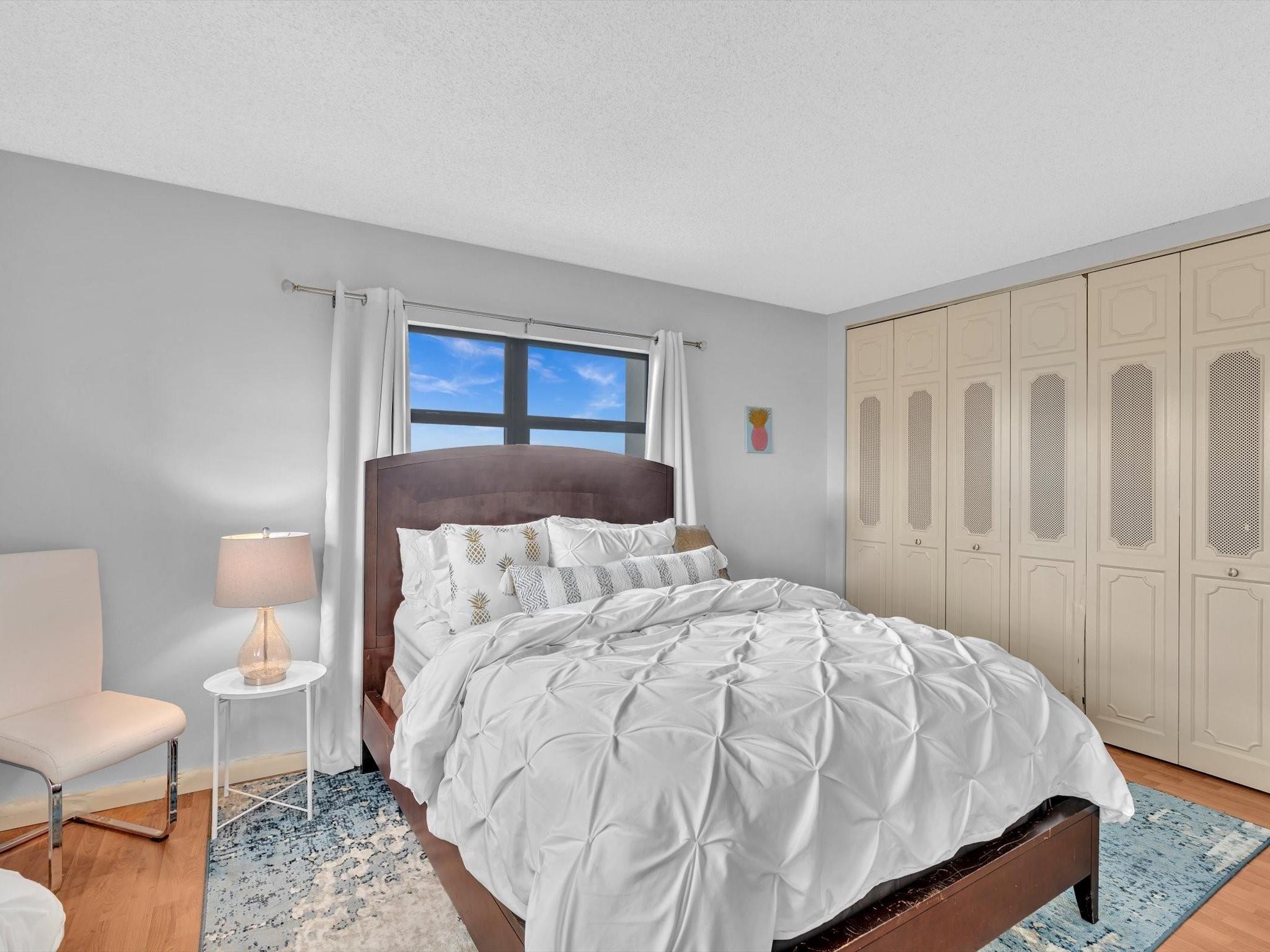 900 River Reach Dr 525