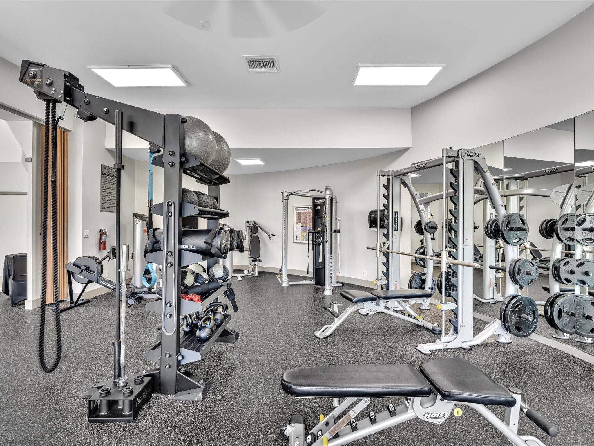 900 River Reach Dr 525