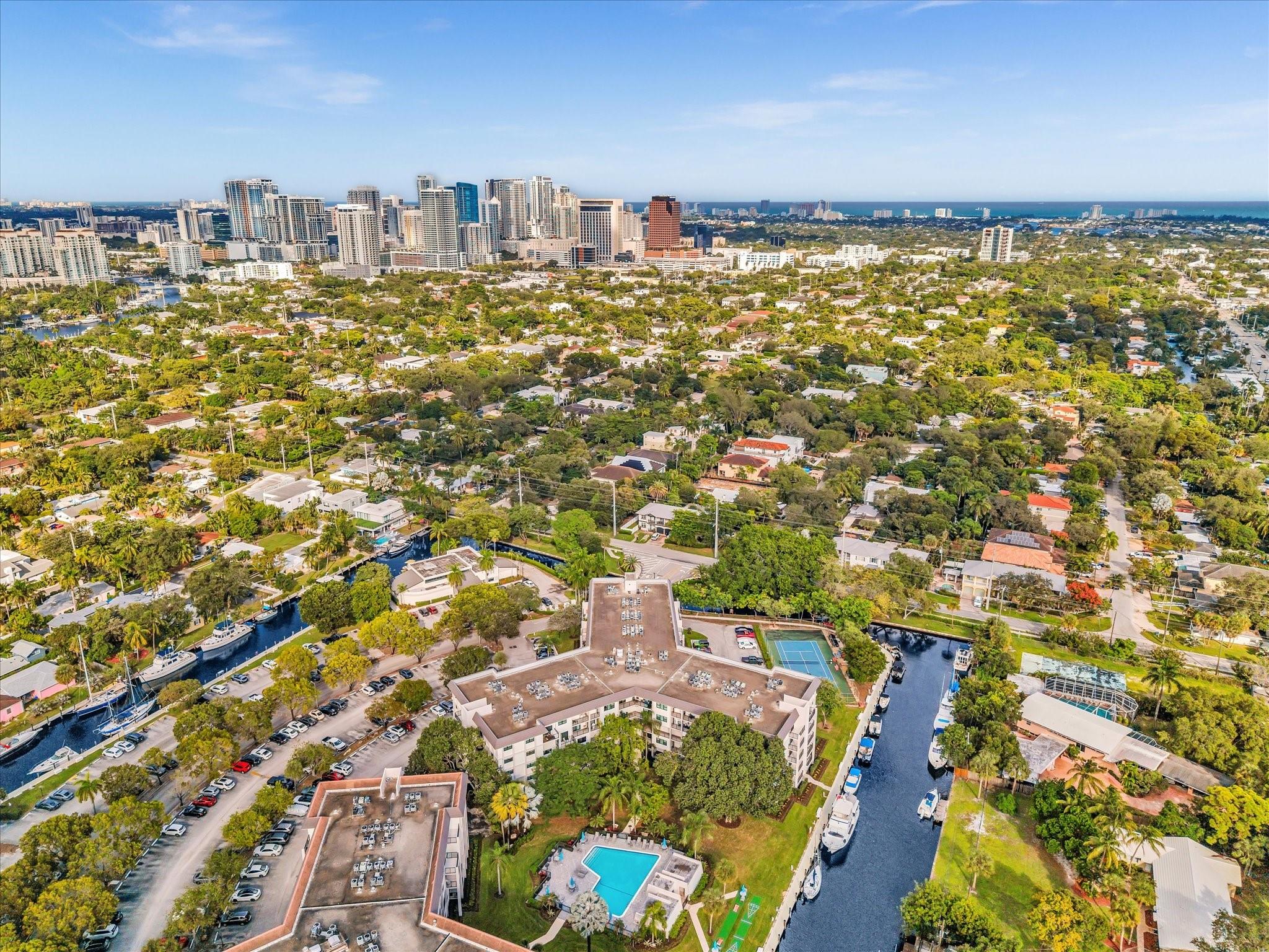 900 River Reach Dr 525