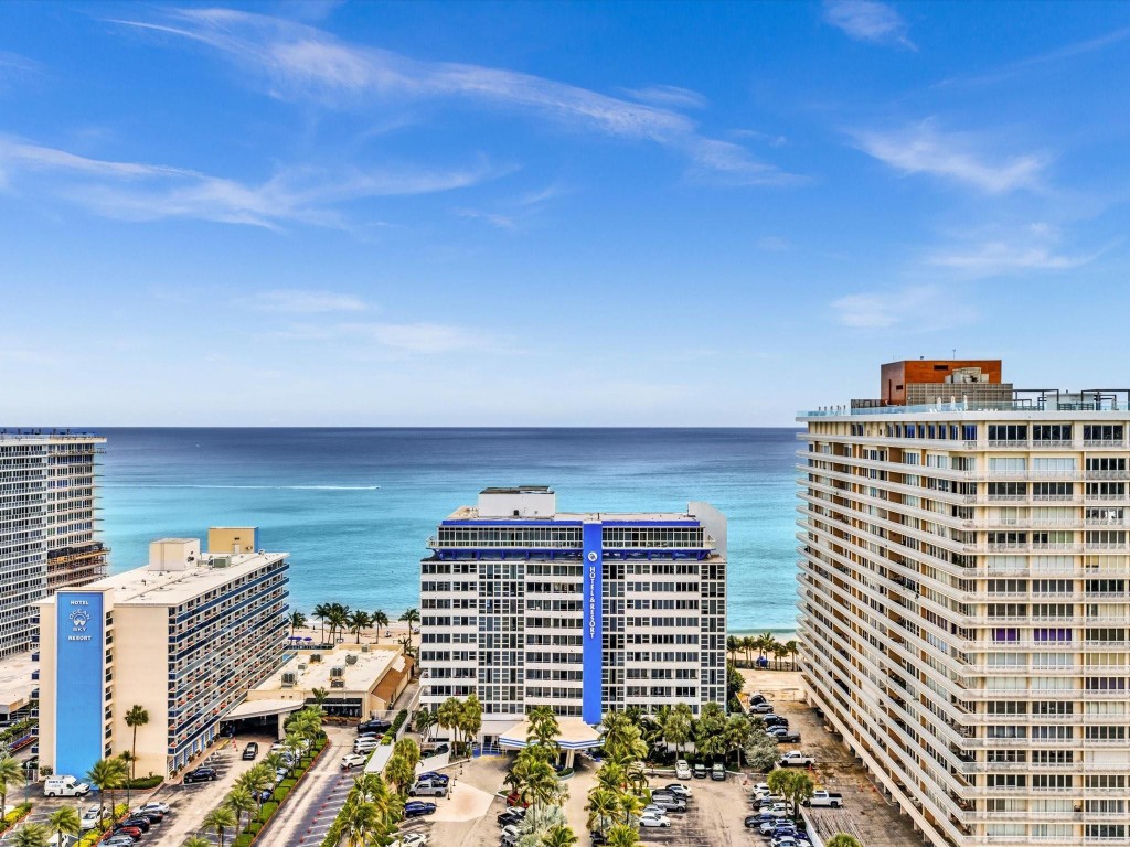 4040 Galt Ocean Dr 811