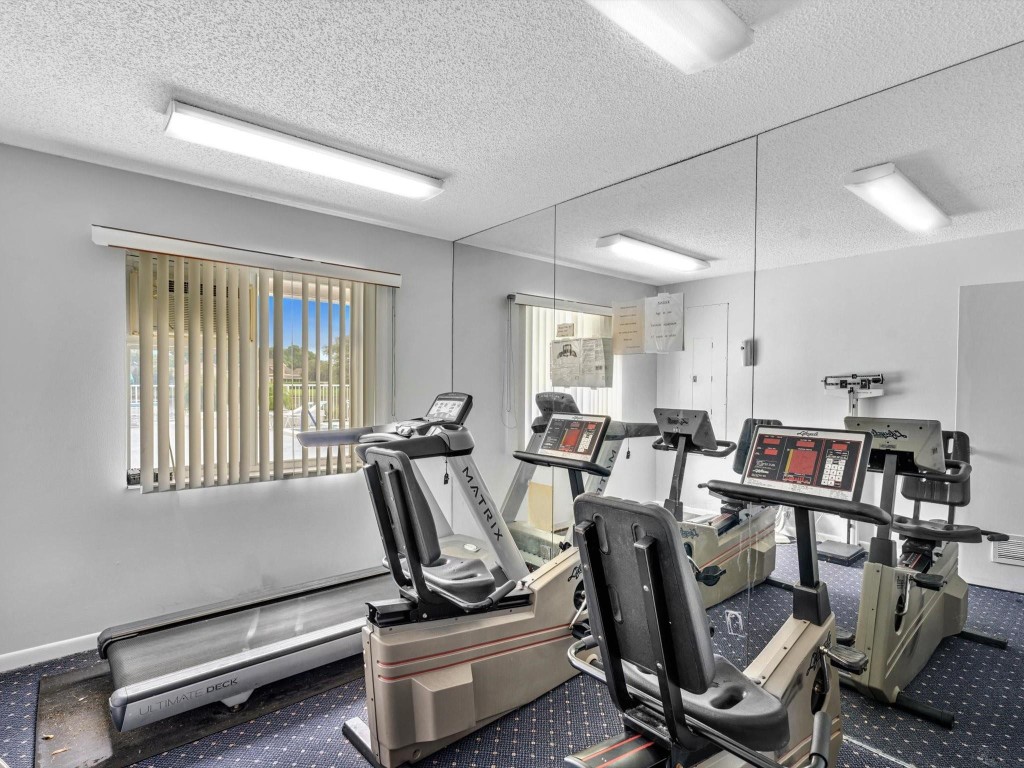 7701 Mansfield Hollow Rd