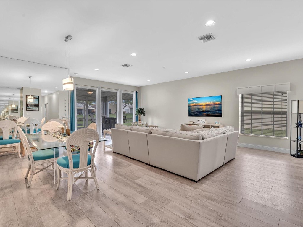 7701 Mansfield Hollow Rd