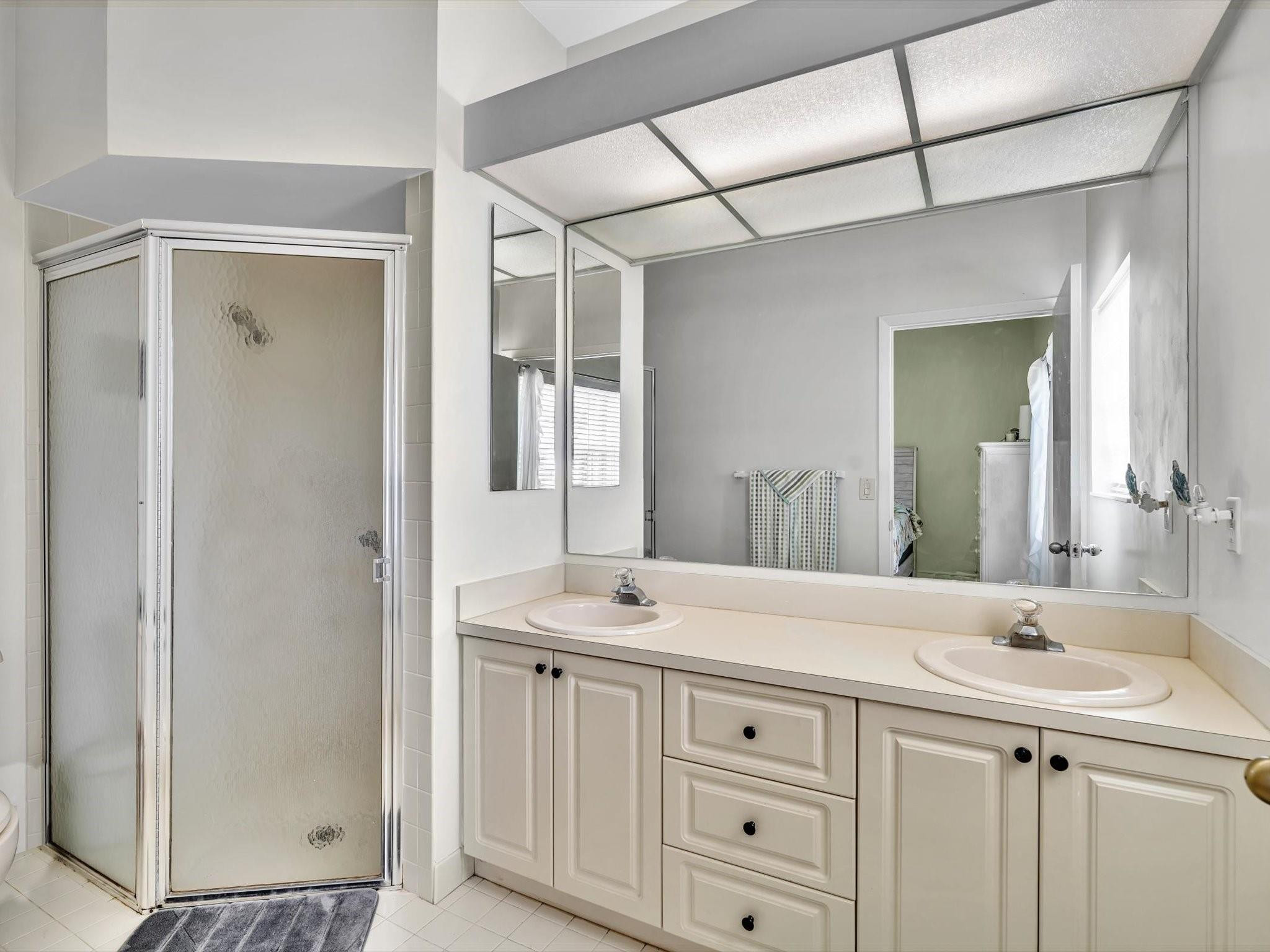 7701 Mansfield Hollow Rd