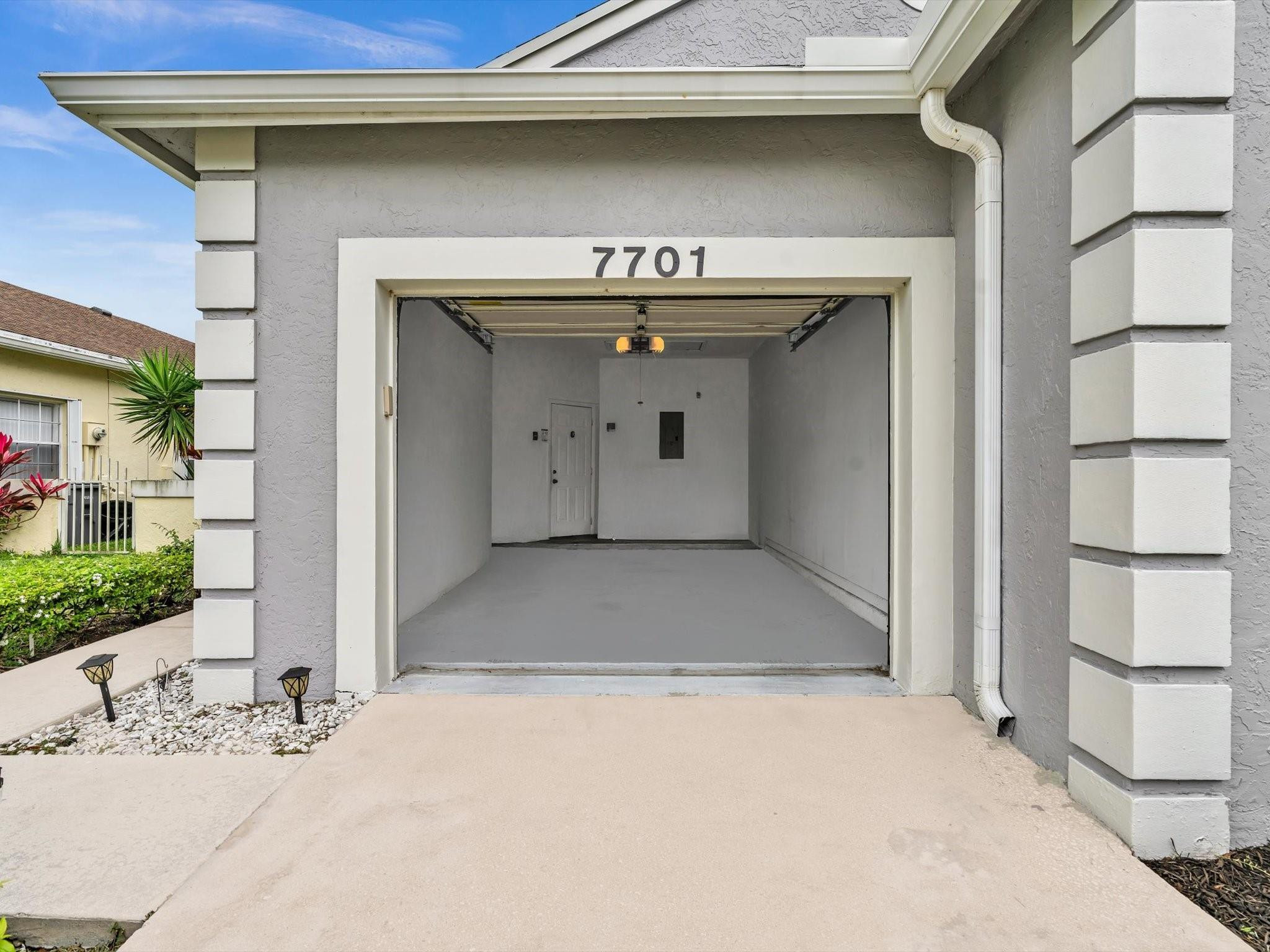 7701 Mansfield Hollow Rd