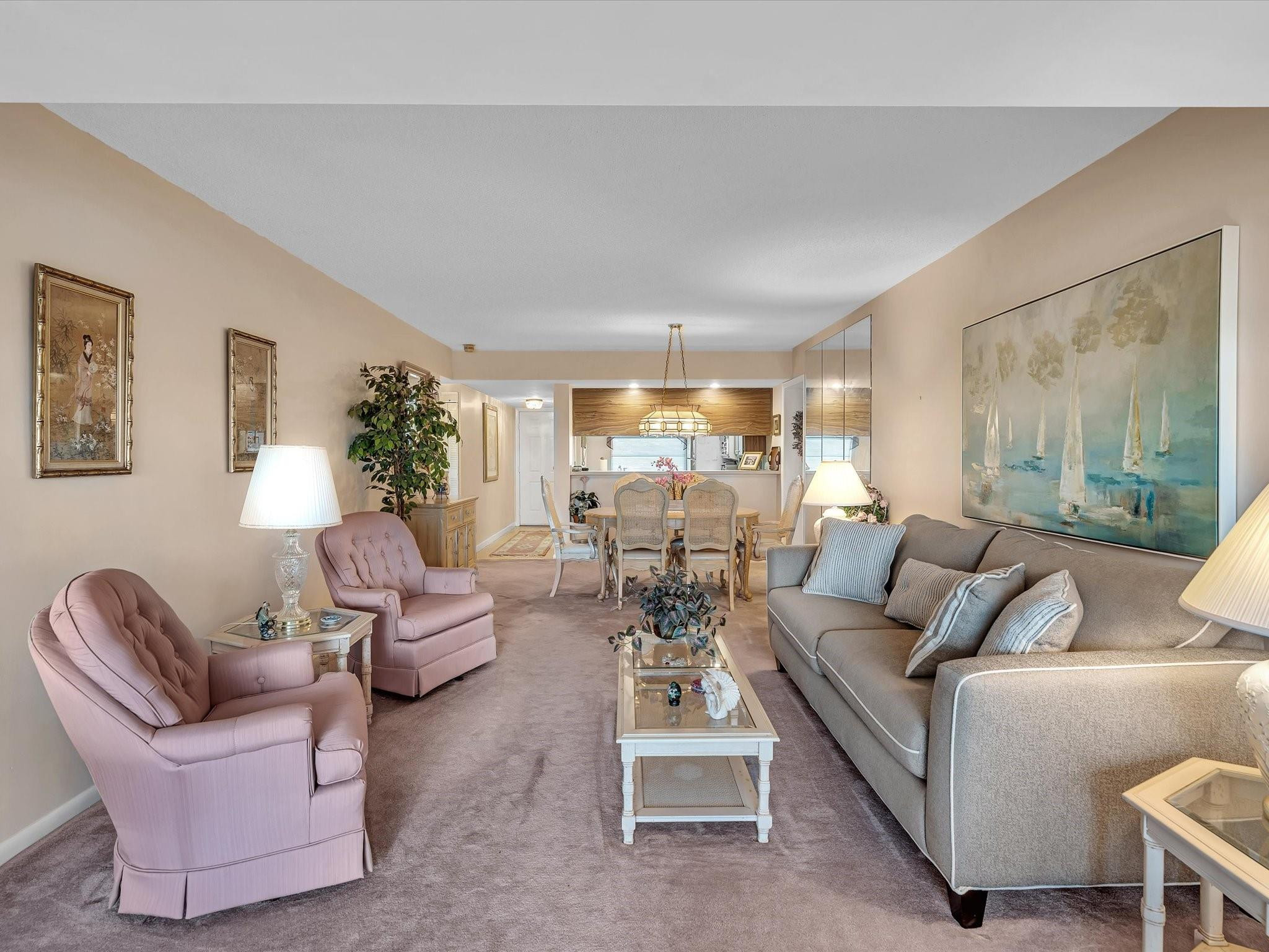 6049 Balboa Cir 406